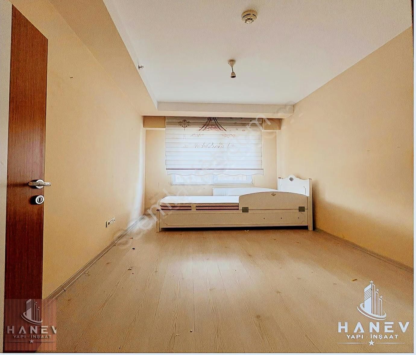 Piri Reis Mahahallesinde Sitenin En Güzel 3+1 Kiralık Dairesi - Görsel 2