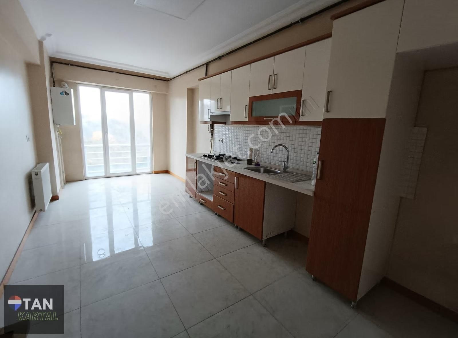 Finans Merkezi Yakını Geniş 3+1 Kiralık Ofis - Görsel 2