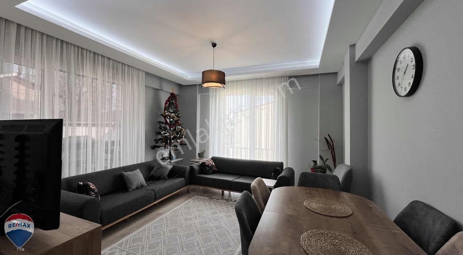 Remax Maviden Yenicamide Arakat Cambalkonlu 125 M2 Daire - Görsel 24