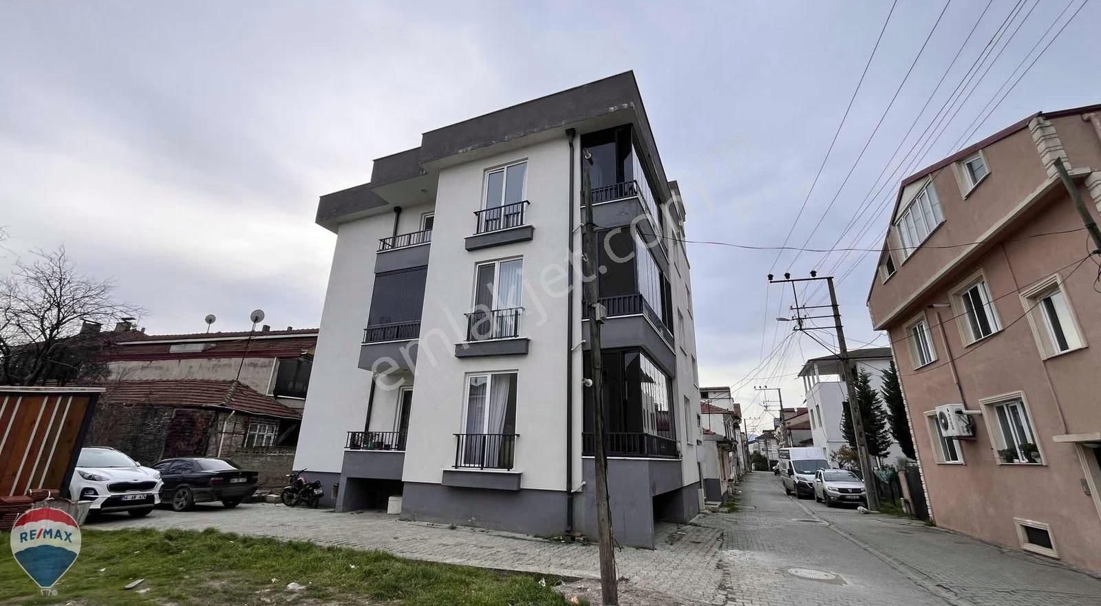 Remax Maviden Yenicamide Arakat Cambalkonlu 125 M2 Daire - Görsel 13