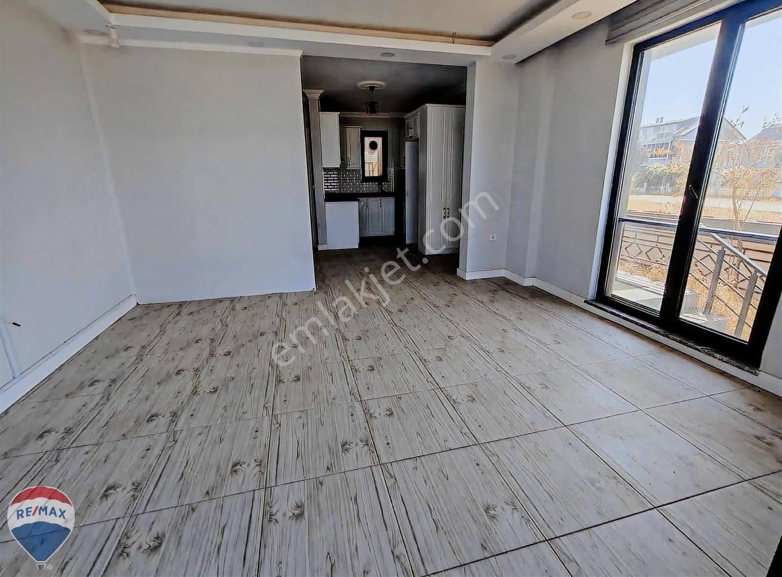 Re/max Mavi'den Denize Sıfır Müstakil Gırışlı, Bahçelı 4+1 Satıl - Görsel 3