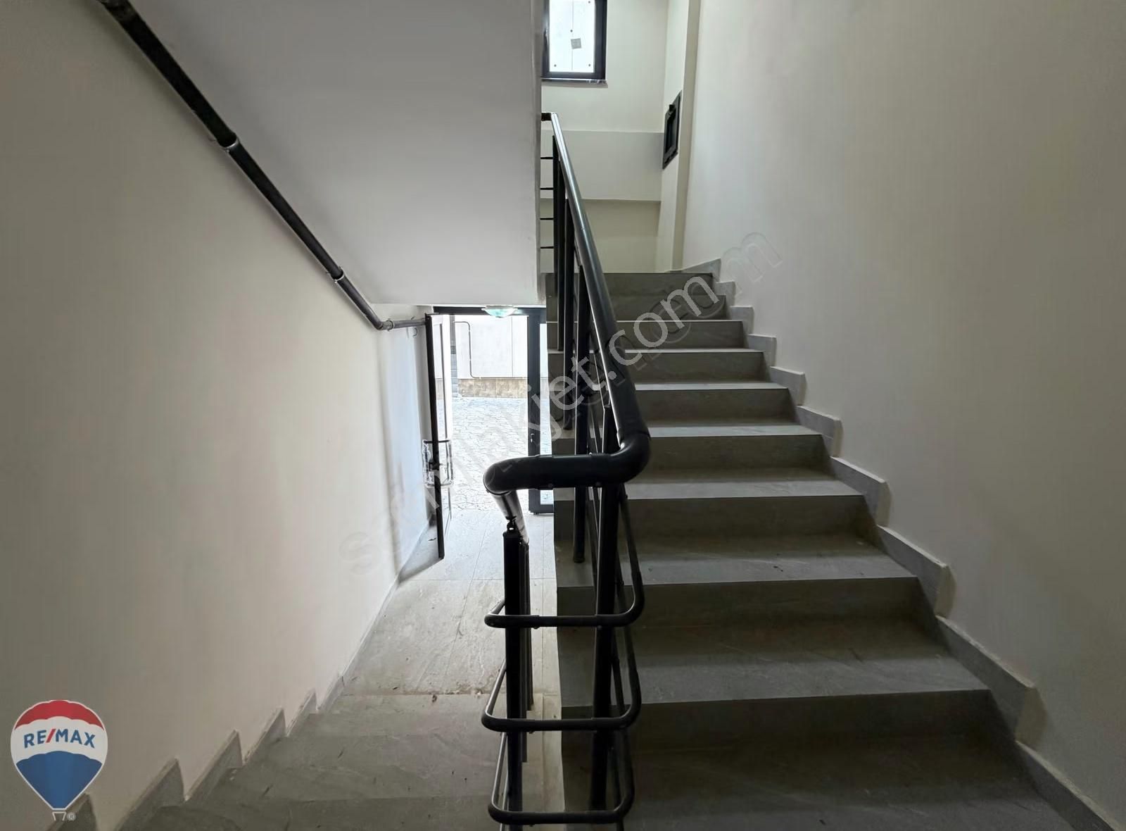 Remax Mavi'den Karapınar'da Kiralık Sıfır Eşyalı 2+1 Daire - Görsel 6