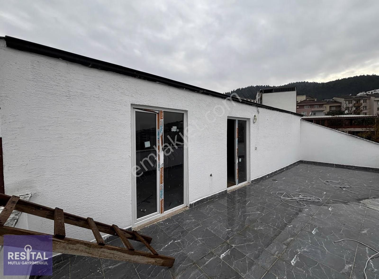 Rs Mutlu Çalı Gümüşlük Mahallesinde 3+1 Satılık Daire - Görsel 5