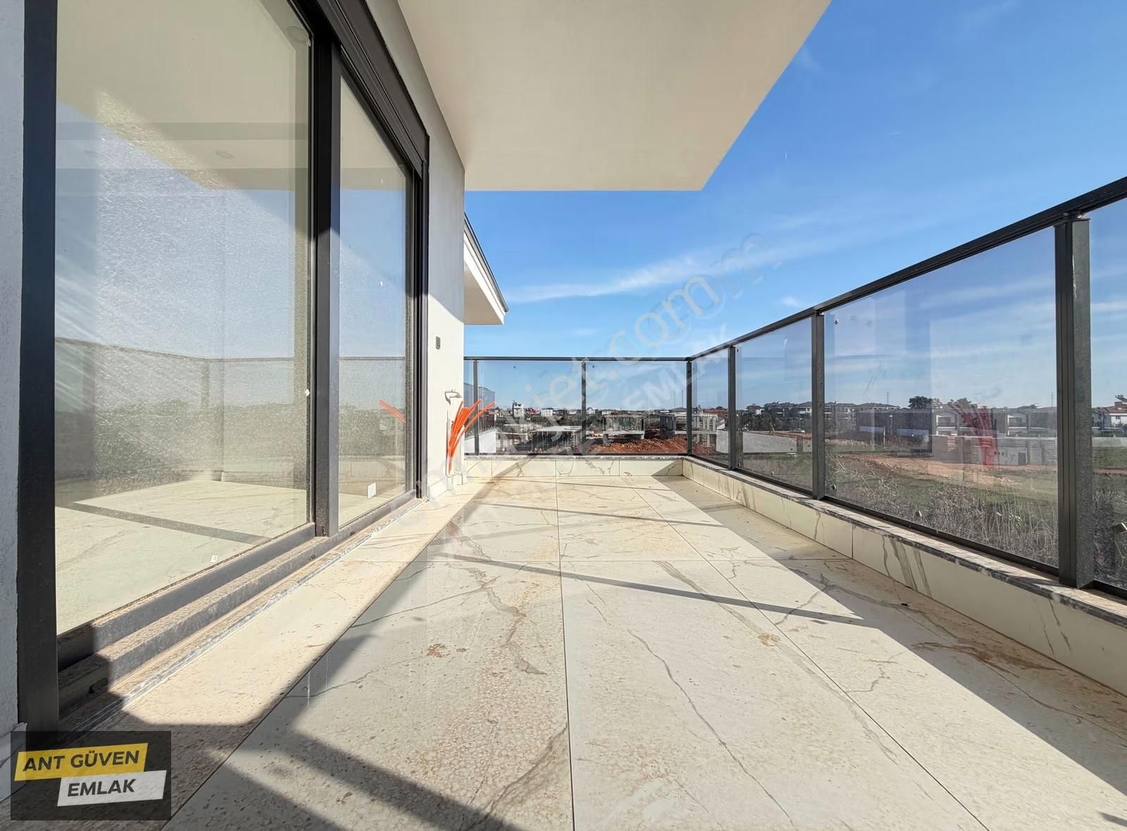 Havuzlu Lüx Binada Yerden Isıtmalı Yeşlbayır'da 2+1 Arakat Daire - Görsel 2