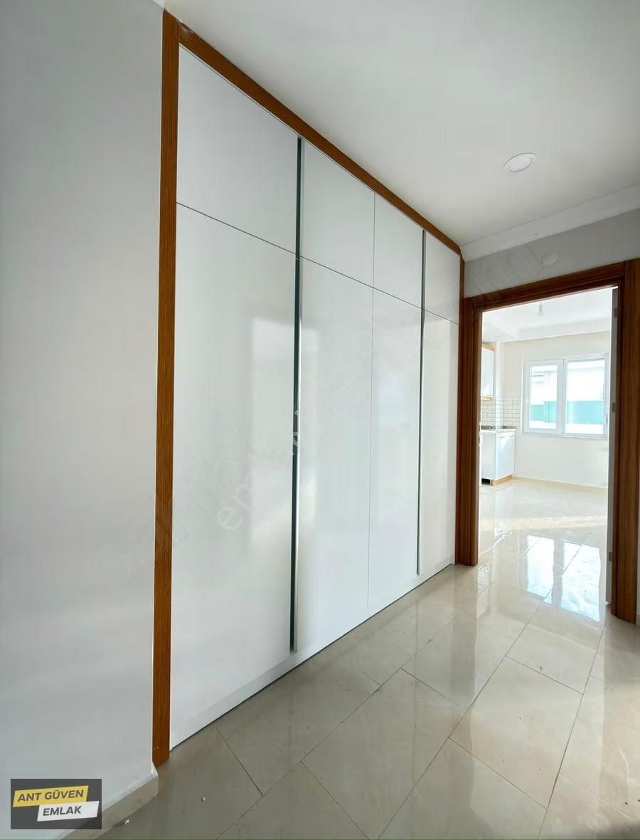 Bahçeyakada Ebeveyn Banyolu Asansörlü 2+1 Kiralık Daire - Görsel 23