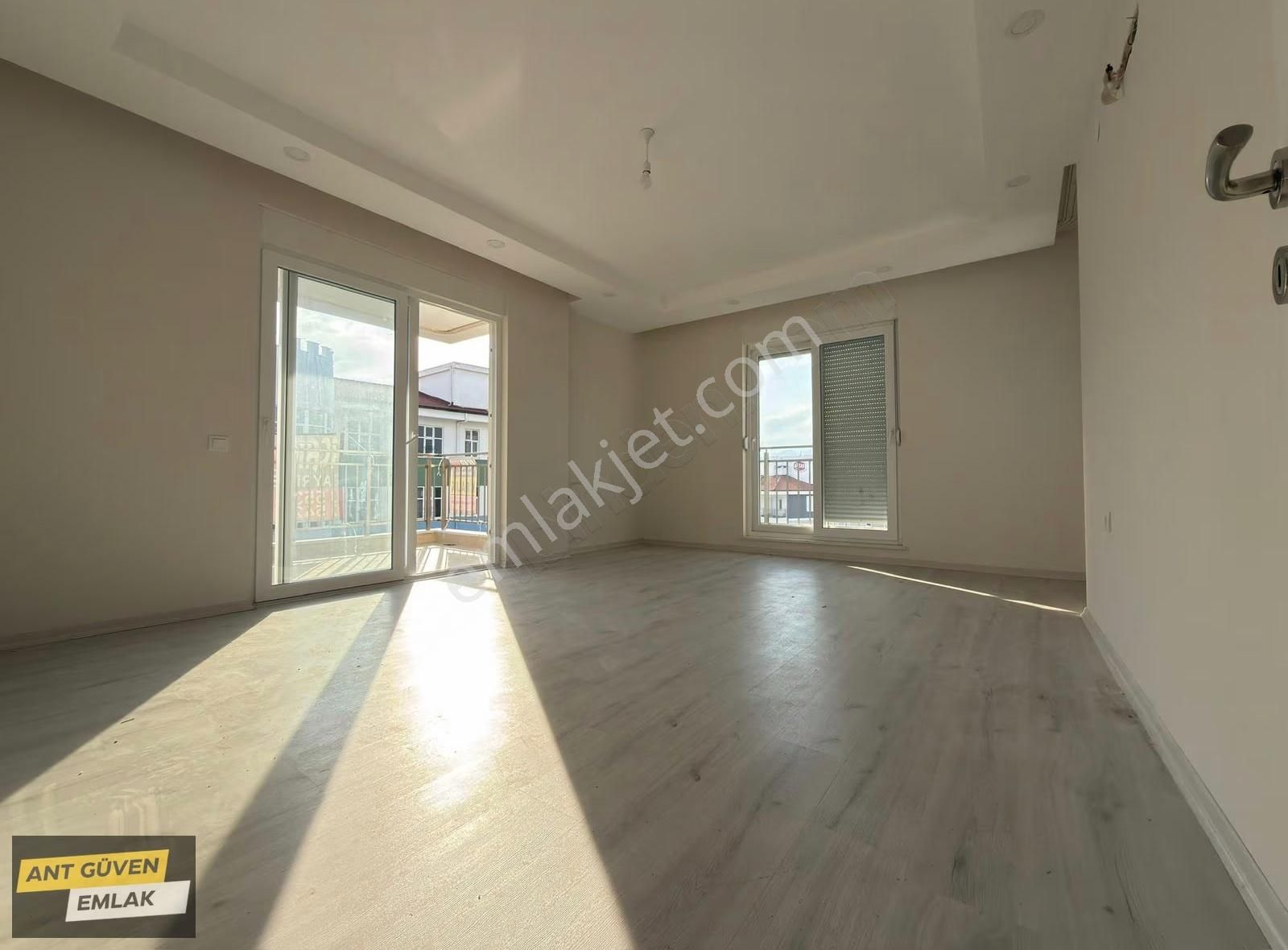 Bahçeyakada Ebeveyn Banyolu Asansörlü 2+1 Kiralık Daire - Görsel 16