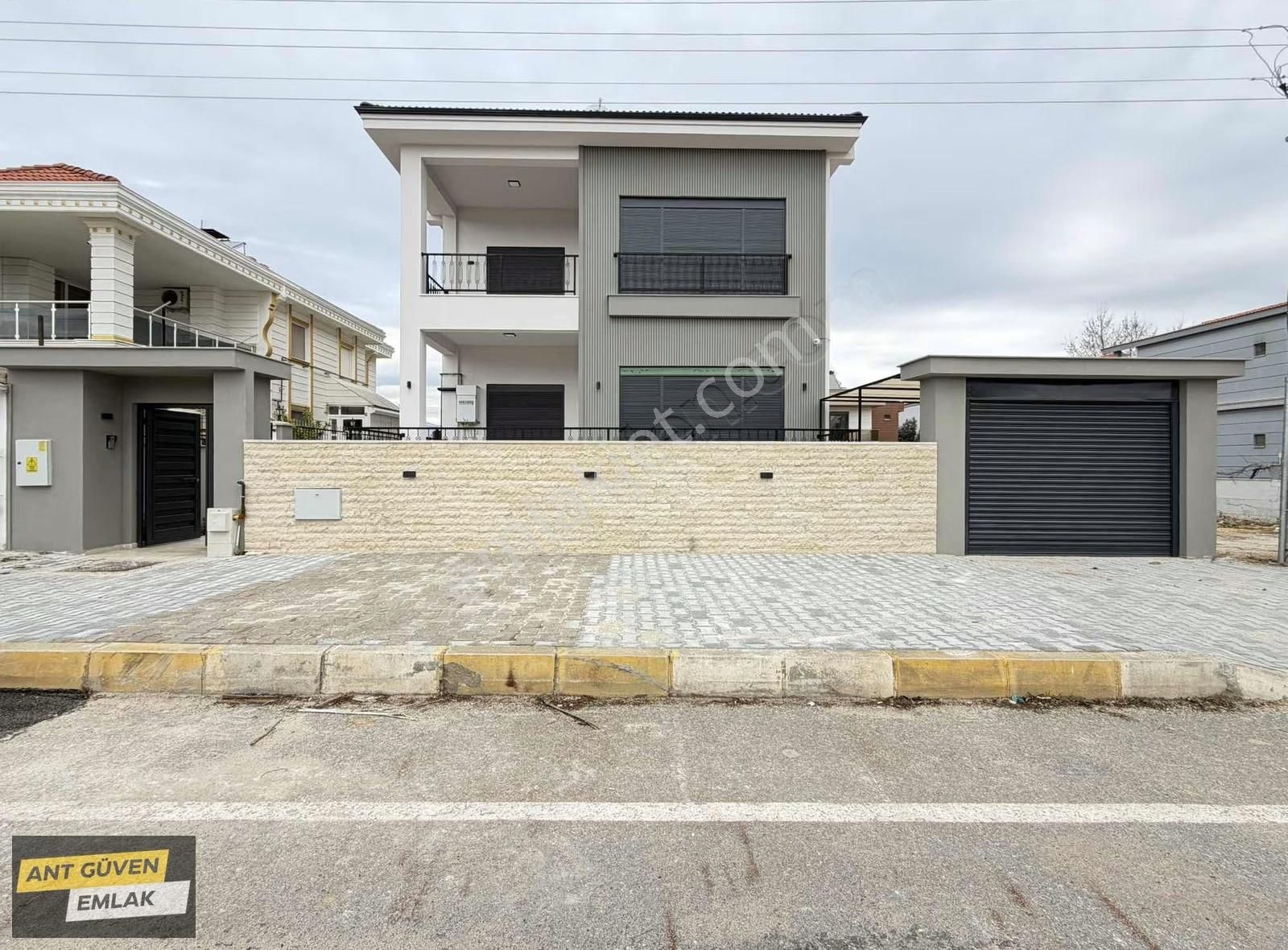 At Alanı En Nezih Lokasyon Nadir 10+1 500m2 Asansörlü Müstakil