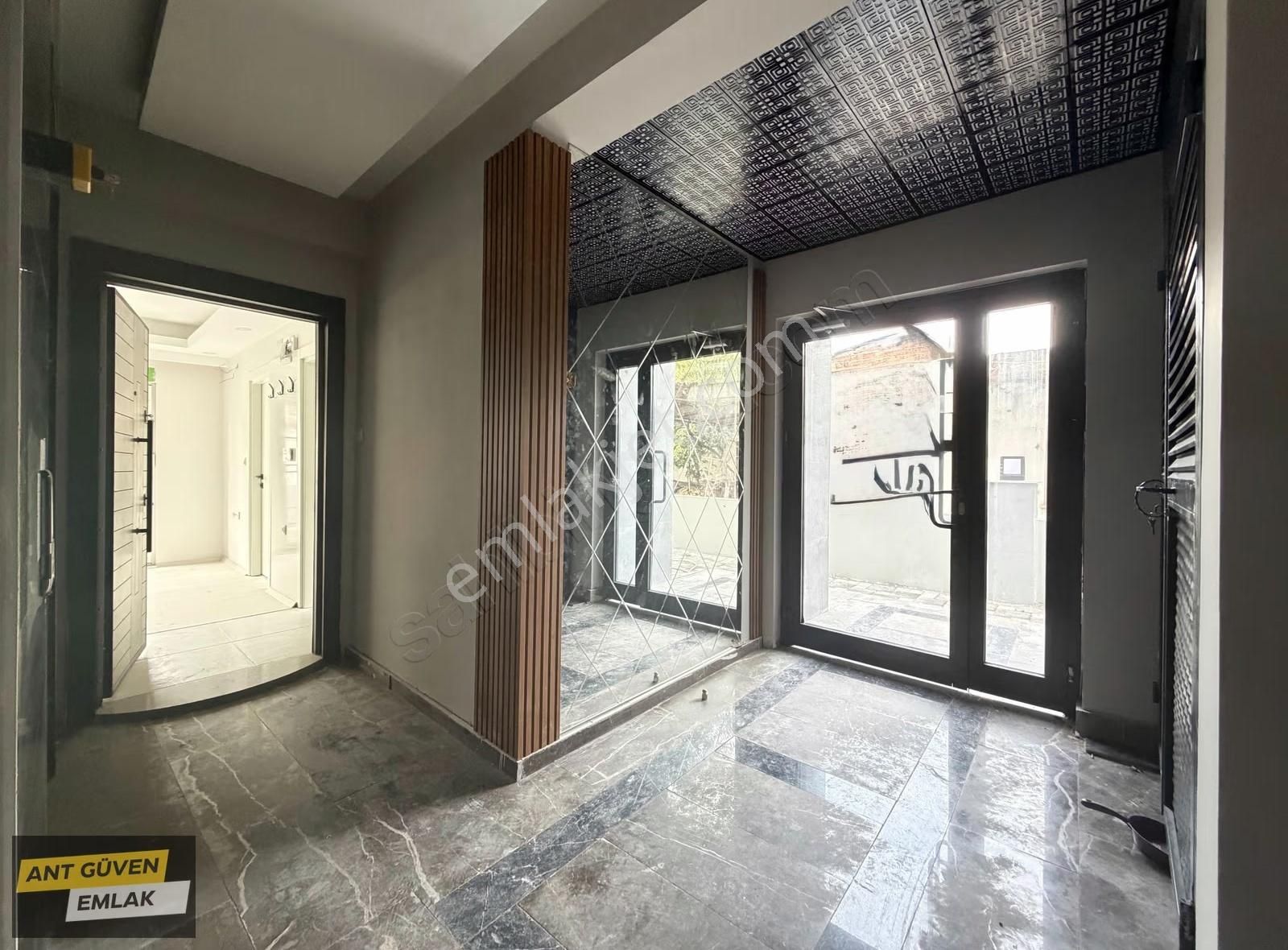 Yatırıma & Oturuma Uygun Cadde Üzeri Erenköy'de 1+1 Yüksek Giriş - Görsel 3