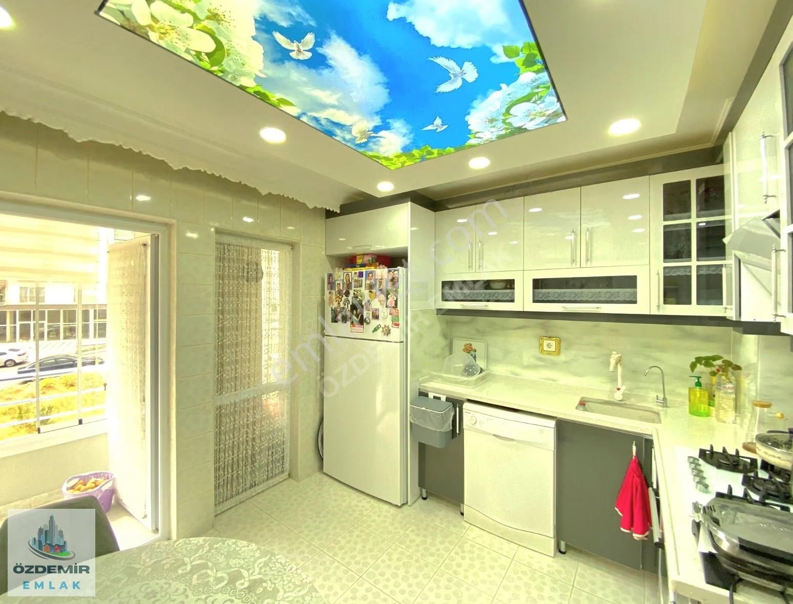 Özdemir Den Kıbrıs Köyün De Ara Katta Full +full Yapılı 3+1 - Görsel 21