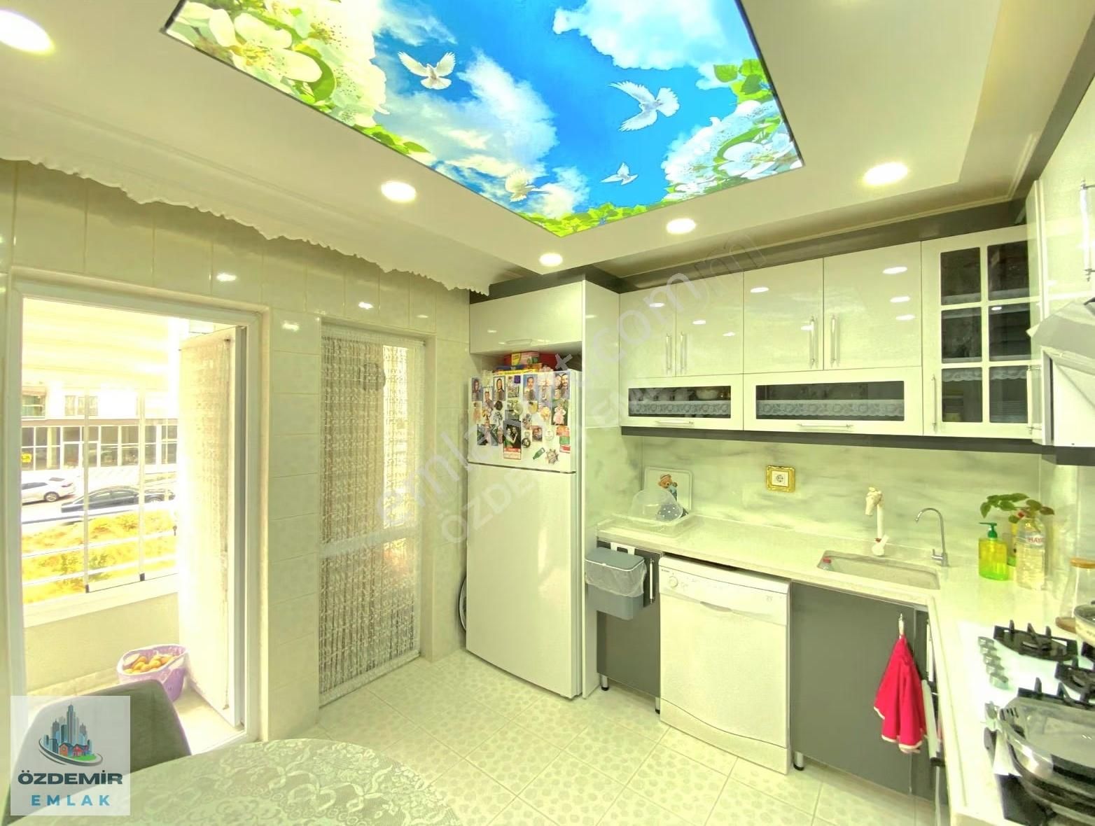 Özdemir Den Kıbrıs Köyün De Ara Katta Full +full Yapılı 3+1 - Görsel 5