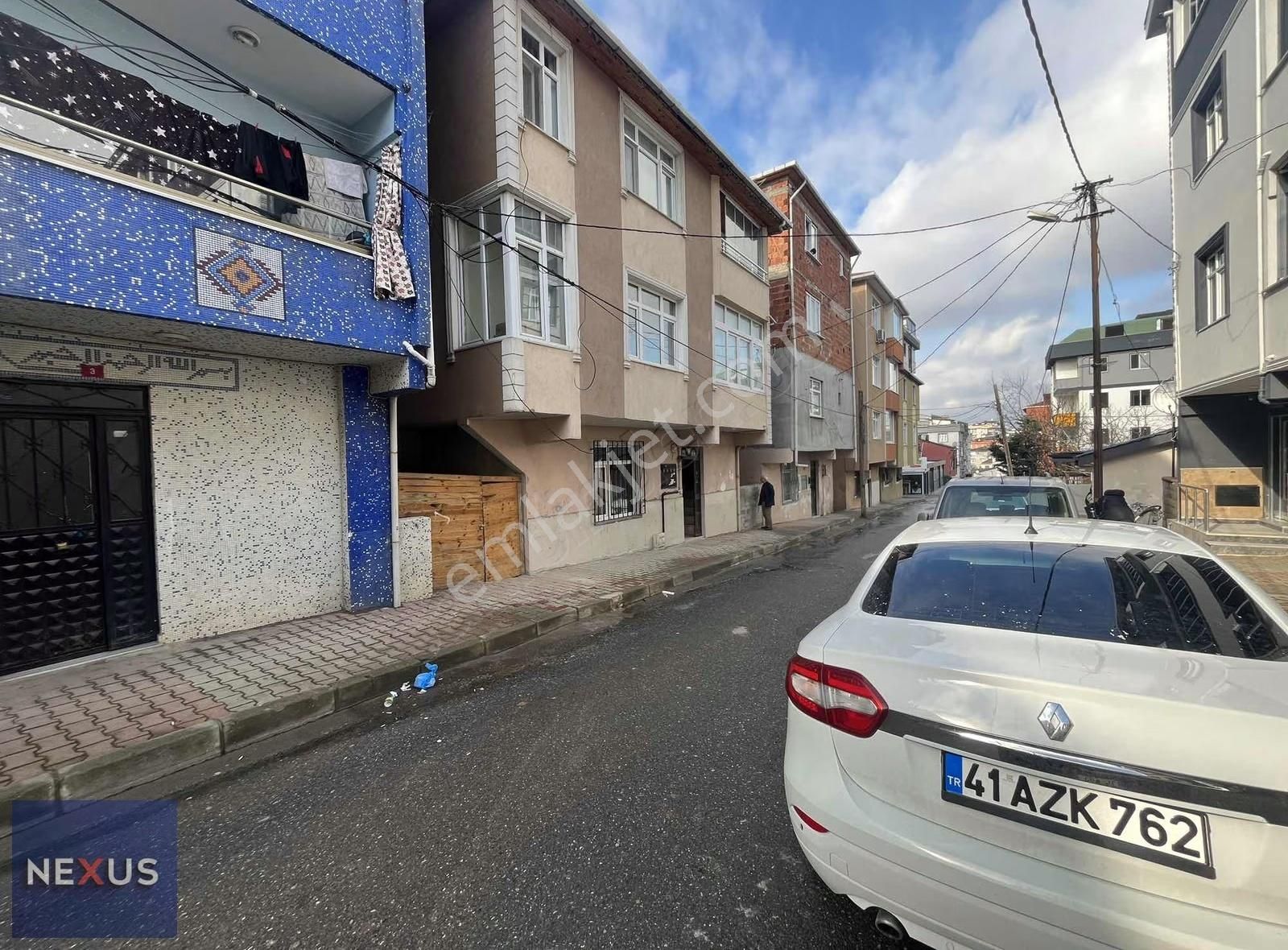 Sultanbeyli Ahmet Yesevi Mahallesinde 2+1 Kiralık Daire