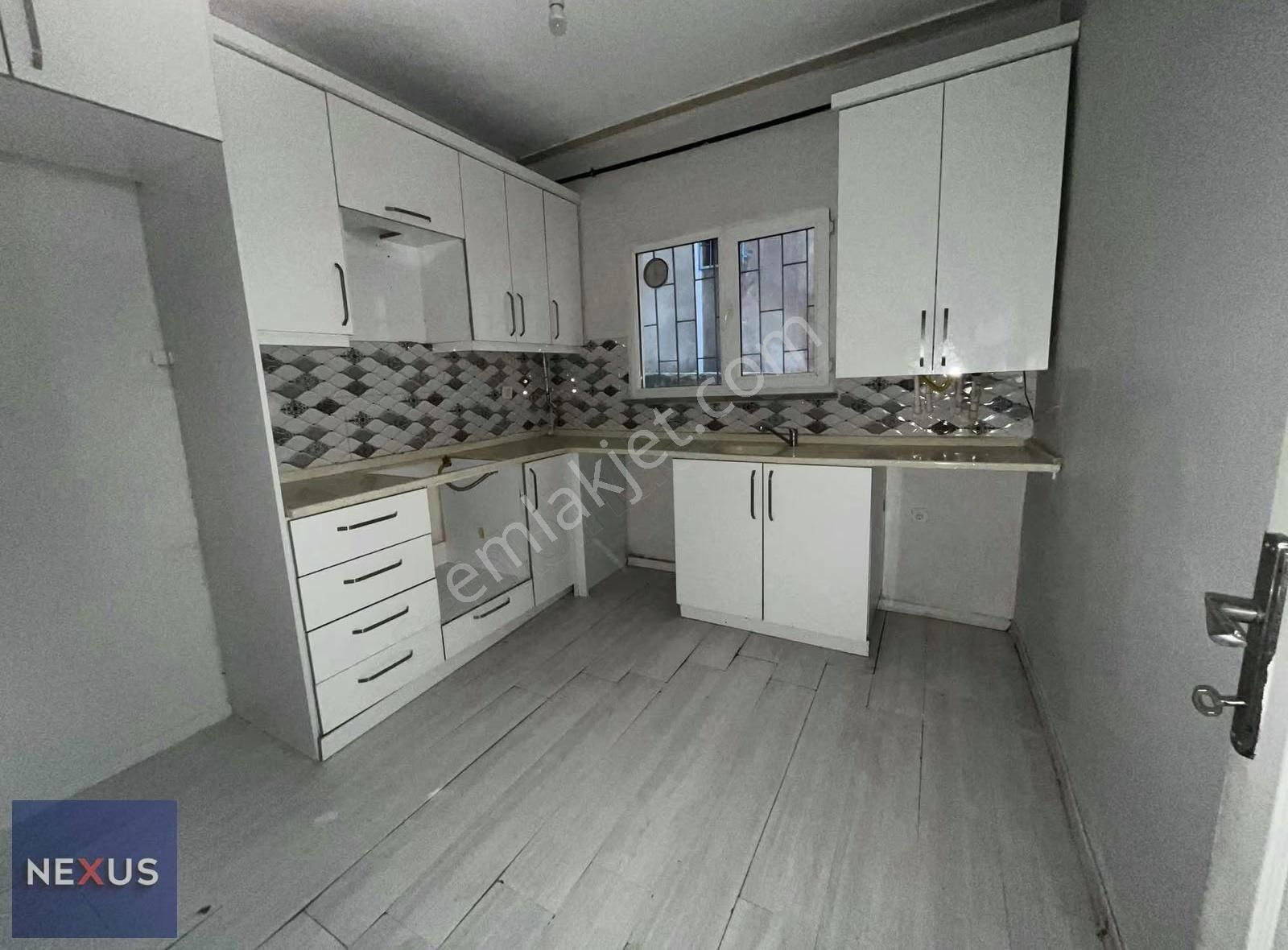 Sultanbeyli Ahmet Yesevi Mahallesinde 2+1 Kiralık Daire - Görsel 12