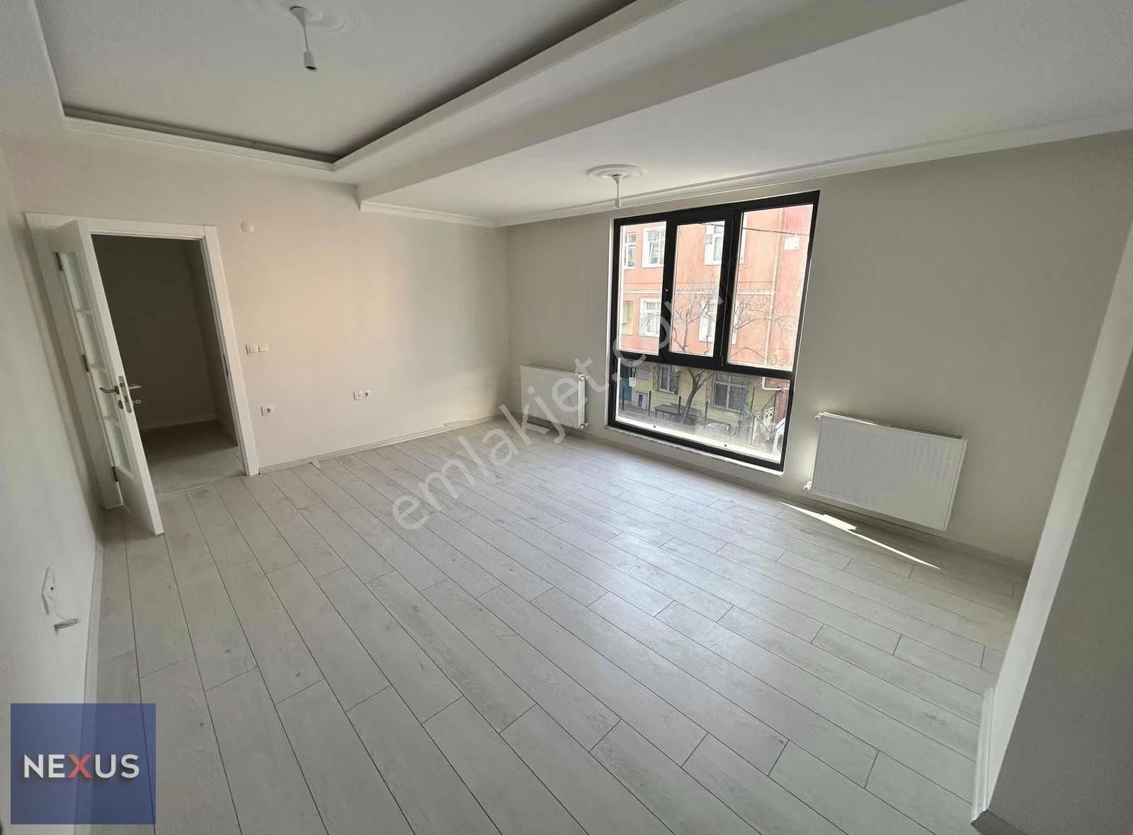 Çekmeköy Cumhuriyet Mahallesin'de Satılık 2+1 Daire - Görsel 9