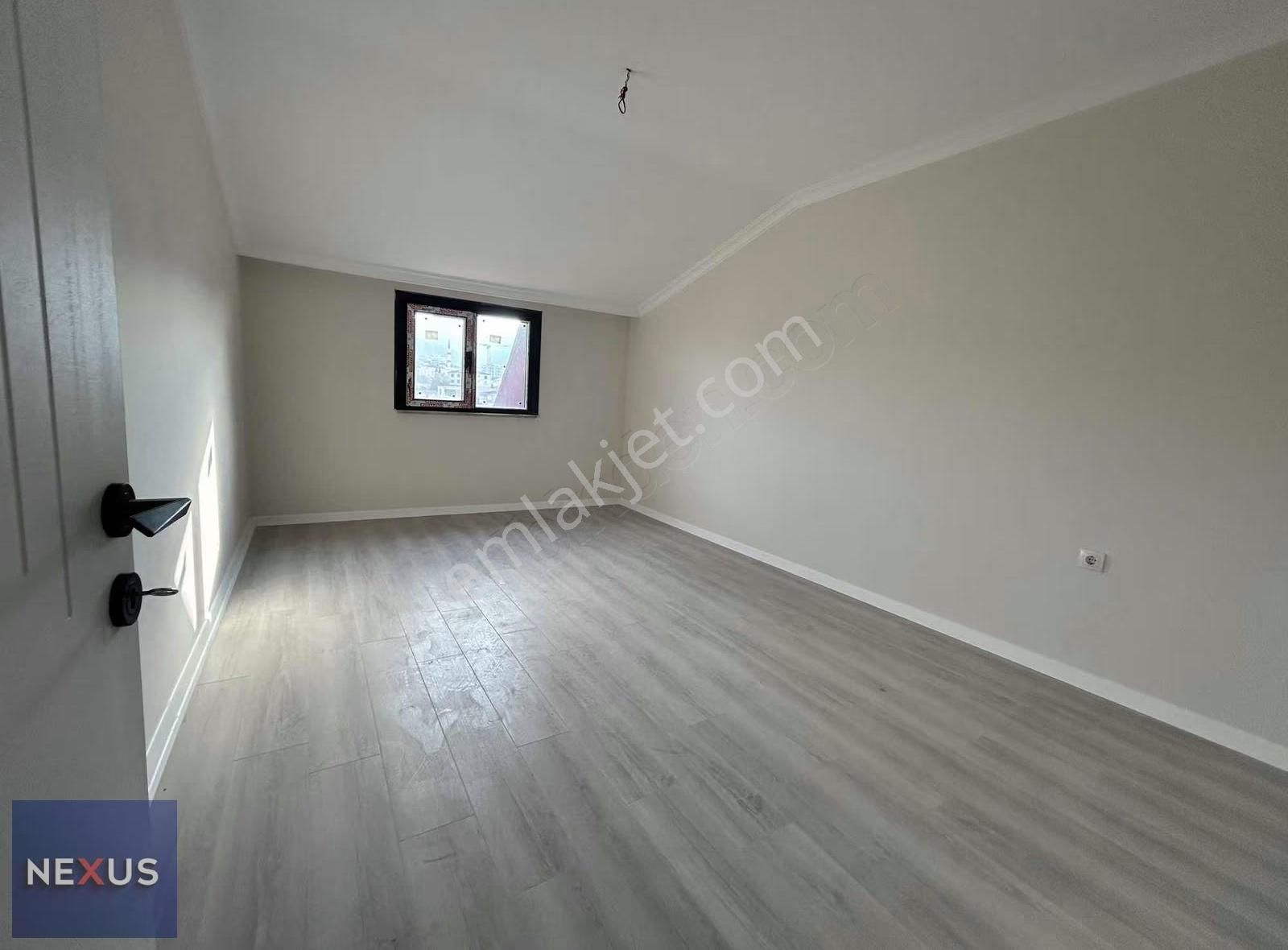 Sultanbeyli Mehmet Akif Mahallesinde Satılık 5+1 Daire - Görsel 28