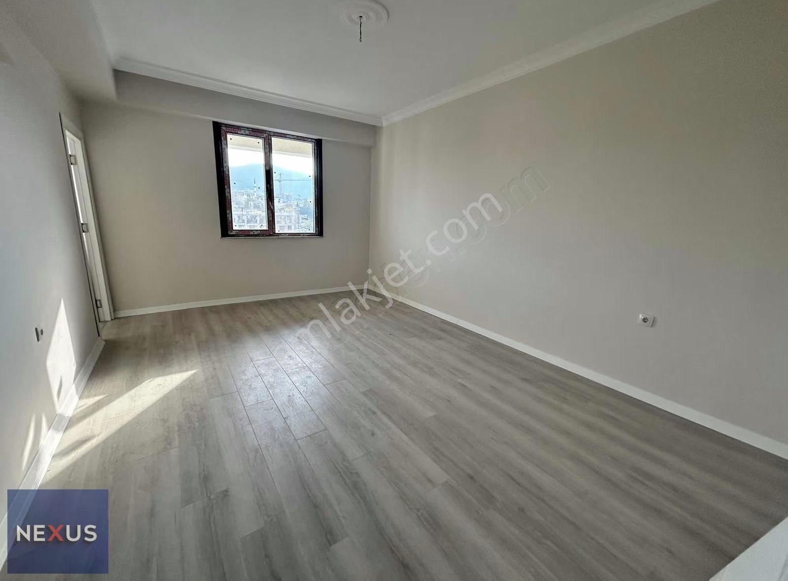 Sultanbeyli Mehmet Akif Mahallesinde Satılık 5+1 Daire - Görsel 26