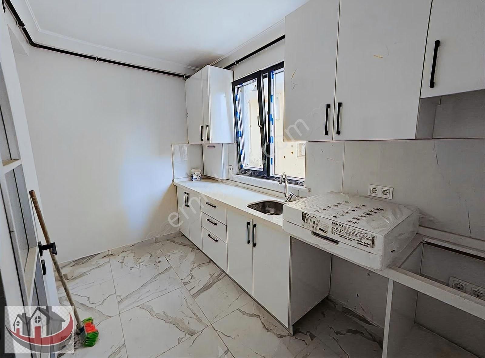 Güneyden Metroya 5 Dakika Yürüme 1+1.60m2 Kot 1 Daire - Görsel 13