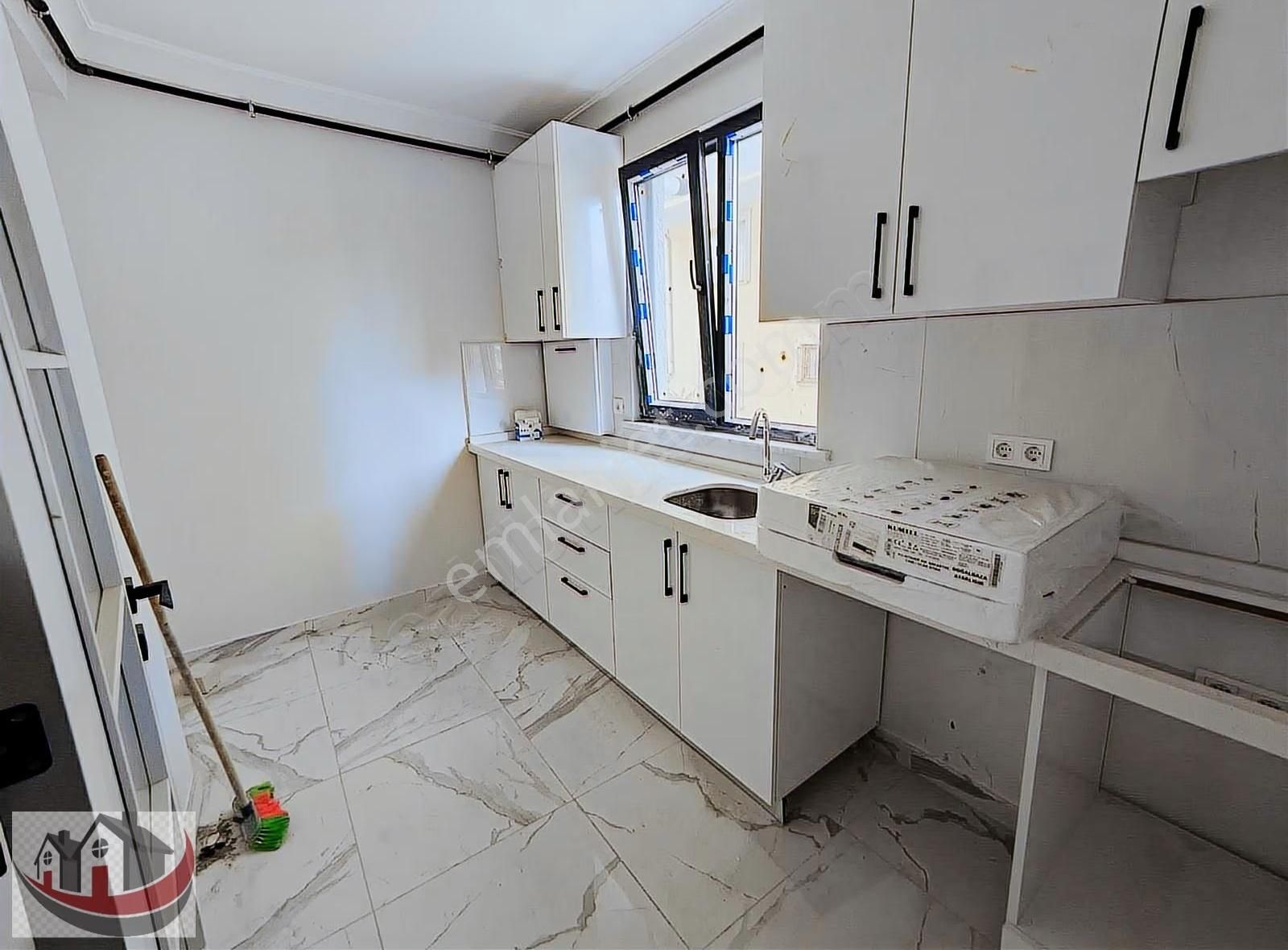 Güneyden Metroya 5 Dakika Yürüme 1+1.60m2 Kot 1 Daire - Görsel 17