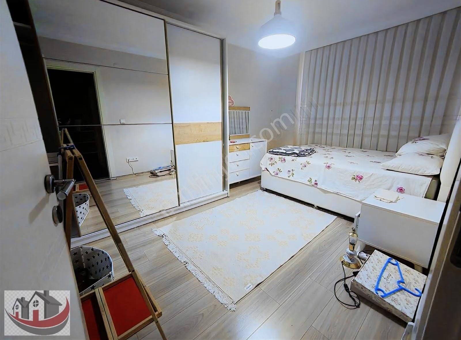 Güneyden Ayrık Nızamda Ful+ful Eşyalı Oto Parklı 2+1.85m2 Daire - Görsel 11