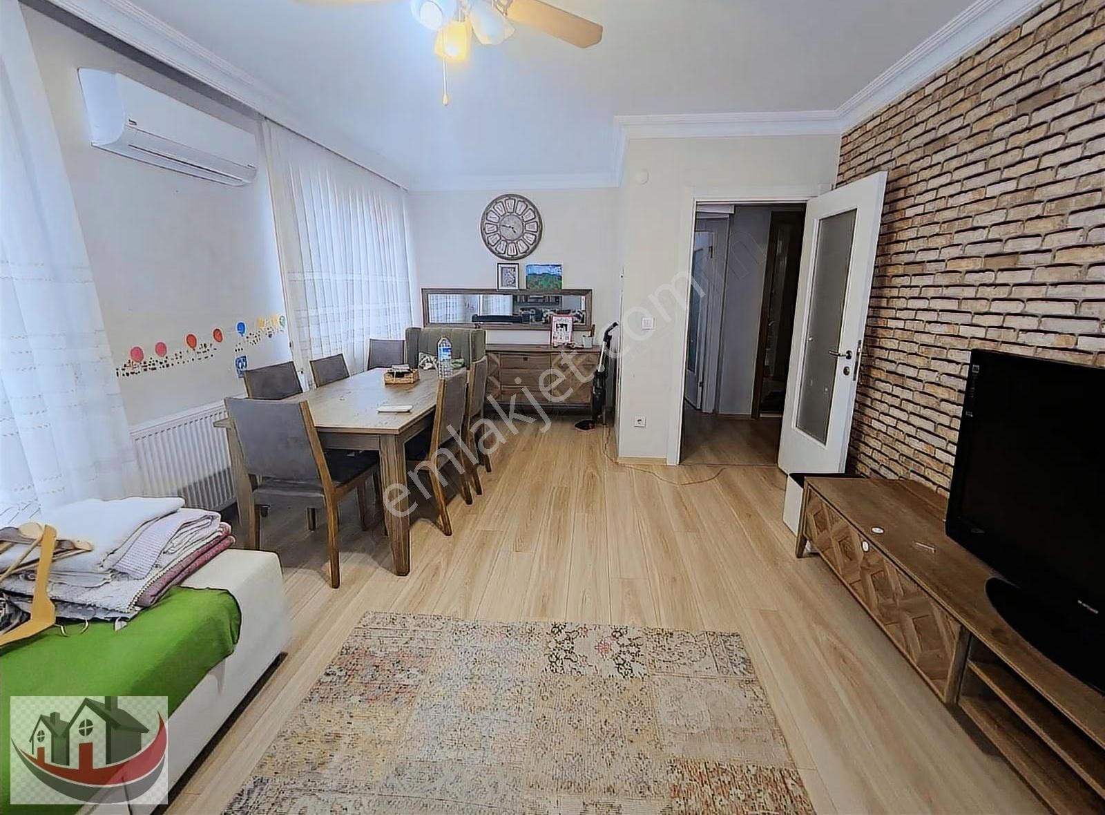Güneyden Ayrık Nızamda Ful+ful Eşyalı Oto Parklı 2+1.85m2 Daire