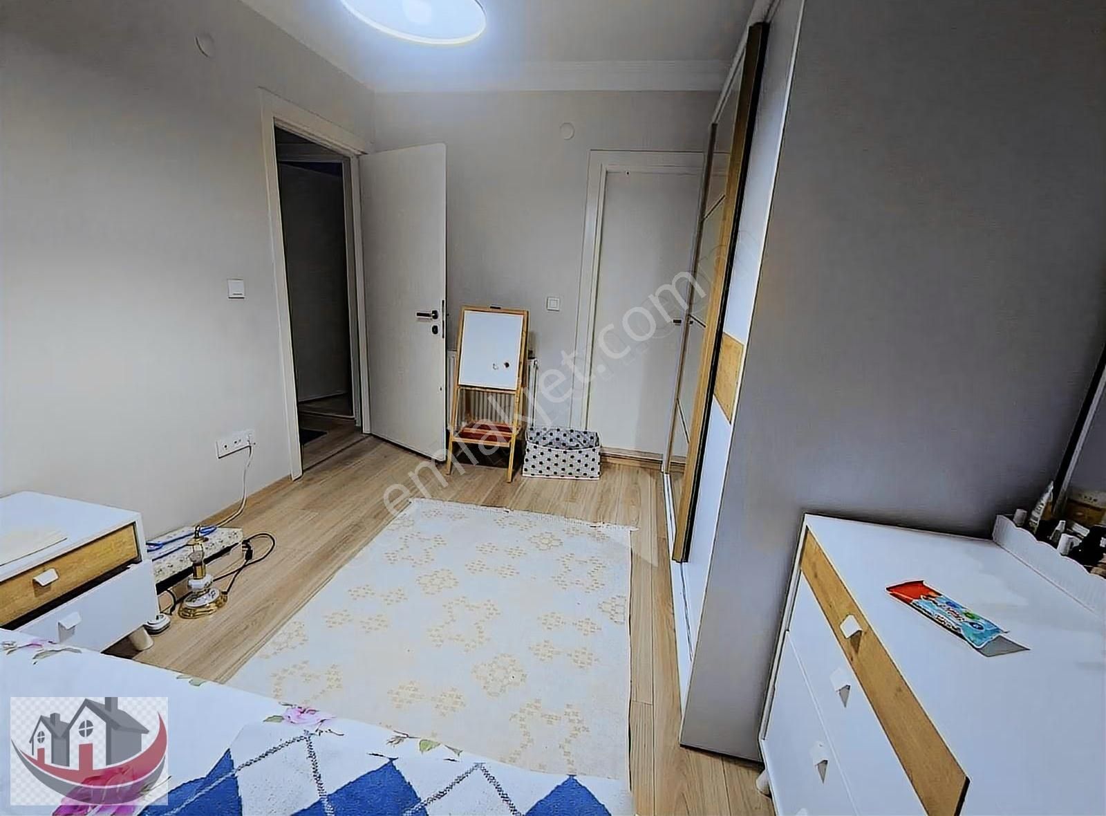 Güneyden Ayrık Nızamda Ful+ful Eşyalı Oto Parklı 2+1.85m2 Daire - Görsel 21
