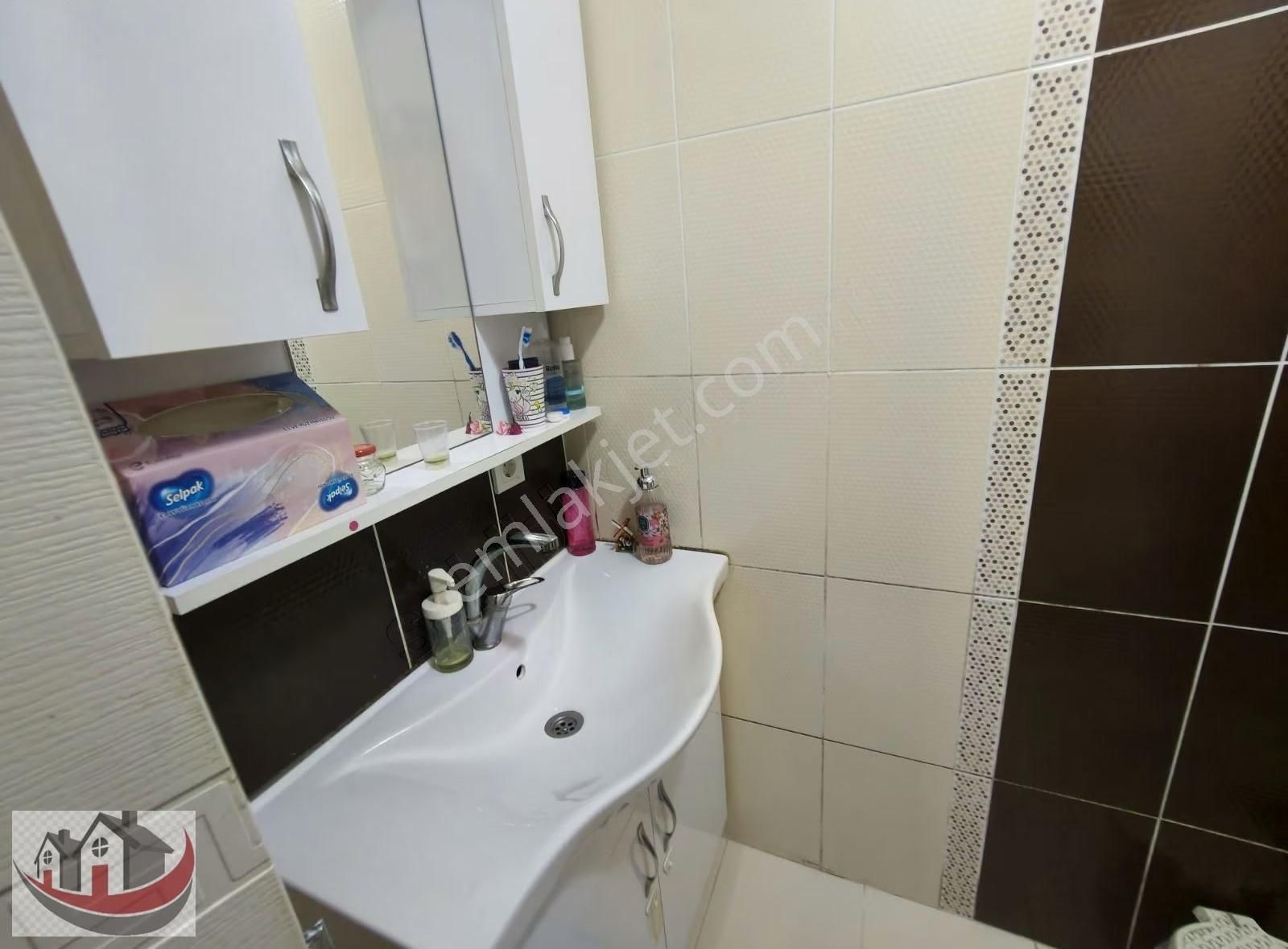 Güneyden Ayrık Nızamda Ful+ful Eşyalı Oto Parklı 2+1.85m2 Daire - Görsel 5