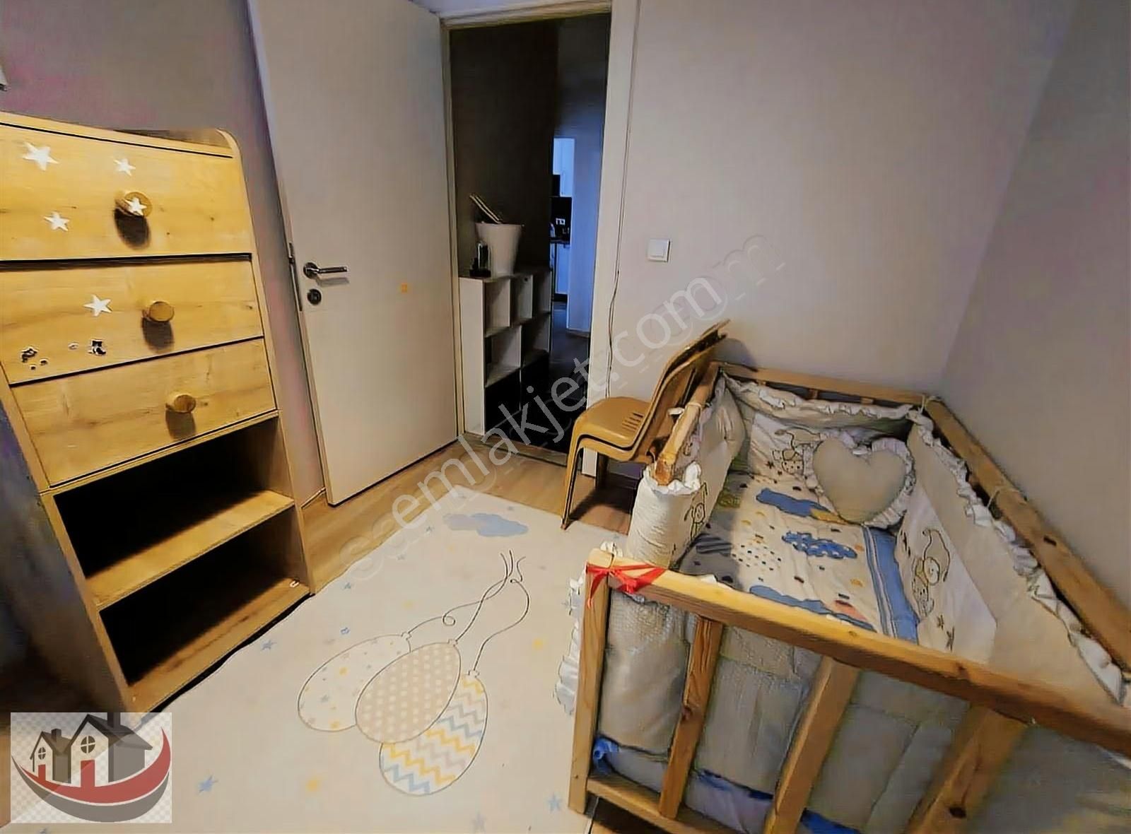 Güneyden Ayrık Nızamda Ful+ful Eşyalı Oto Parklı 2+1.85m2 Daire - Görsel 4