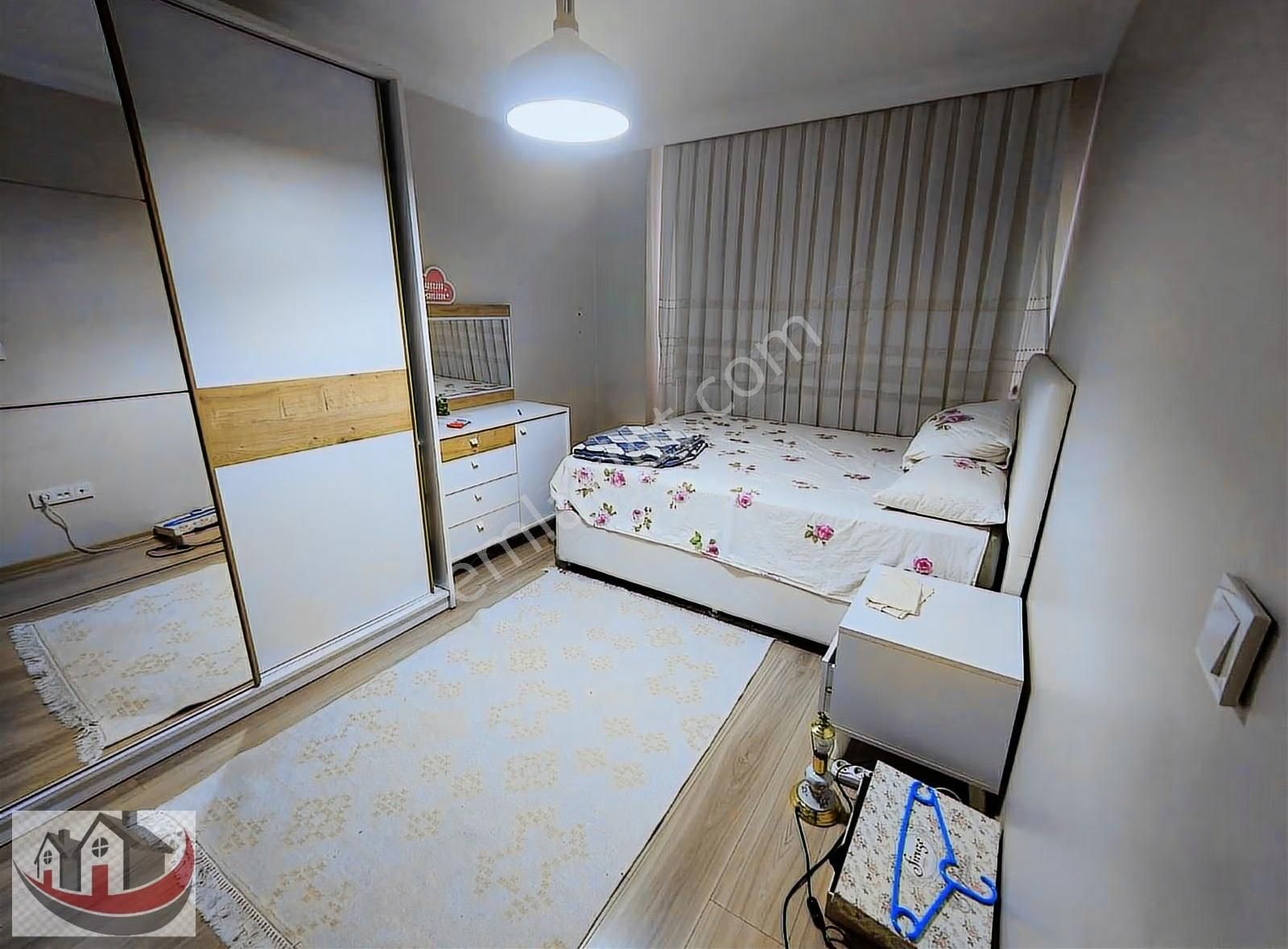 Güneyden Ayrık Nızamda Ful+ful Eşyalı Oto Parklı 2+1.85m2 Daire - Görsel 18