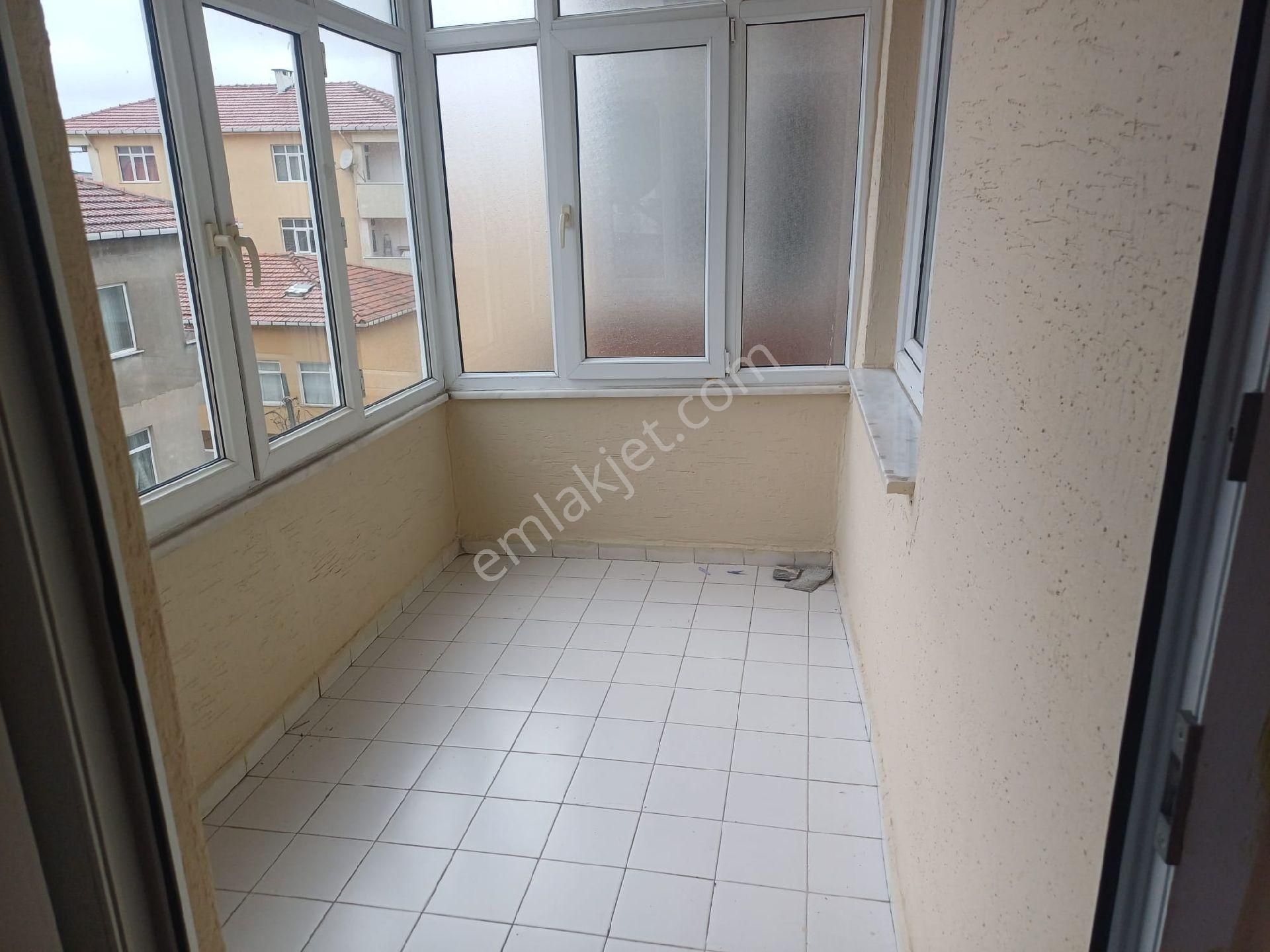 Güneyden Öz İş Bloklarında 3+1.125m2 İçi Yapılı Temiz