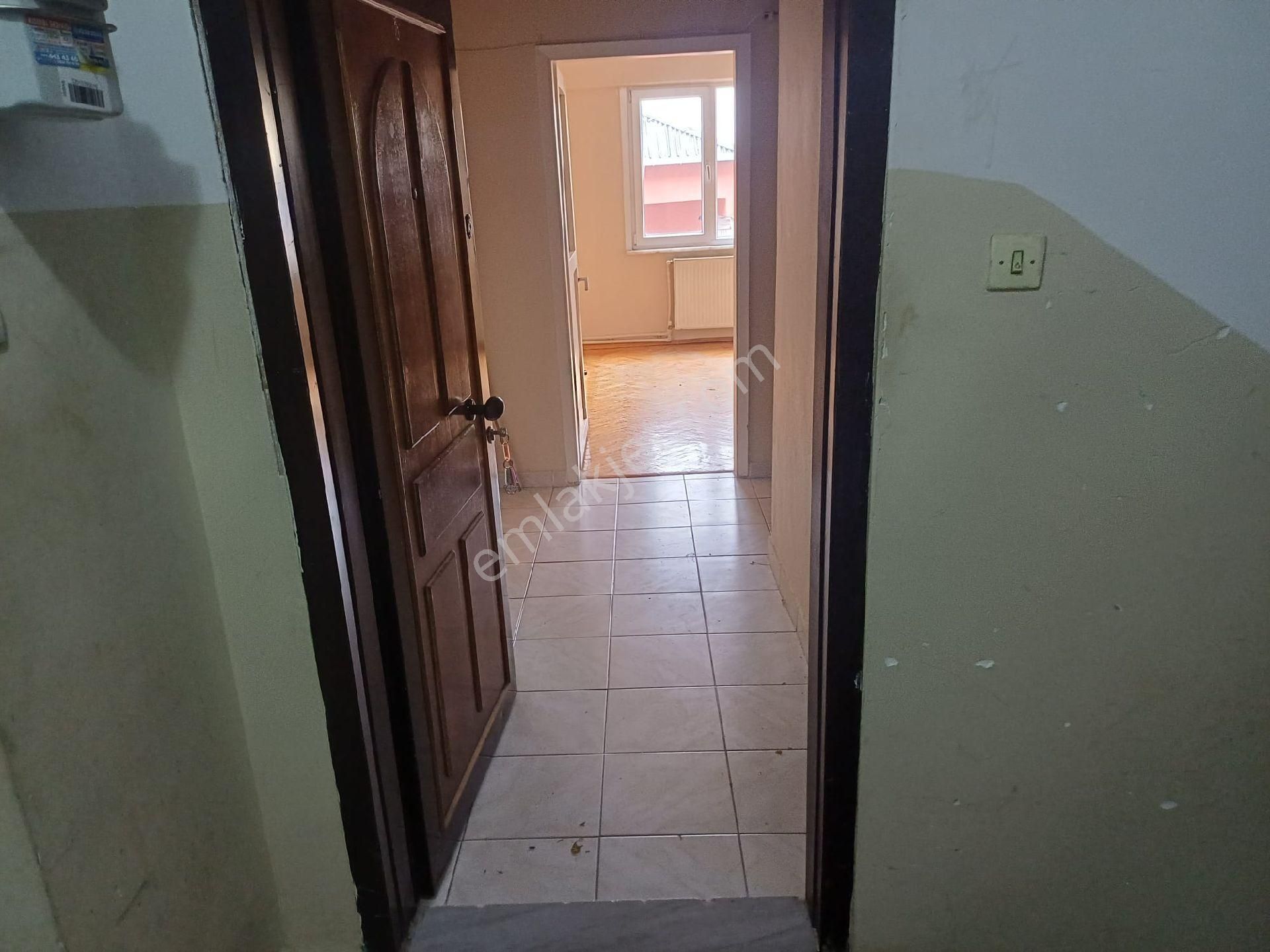 Güneyden Öz İş Bloklarında 3+1.125m2 İçi Yapılı Temiz - Görsel 12