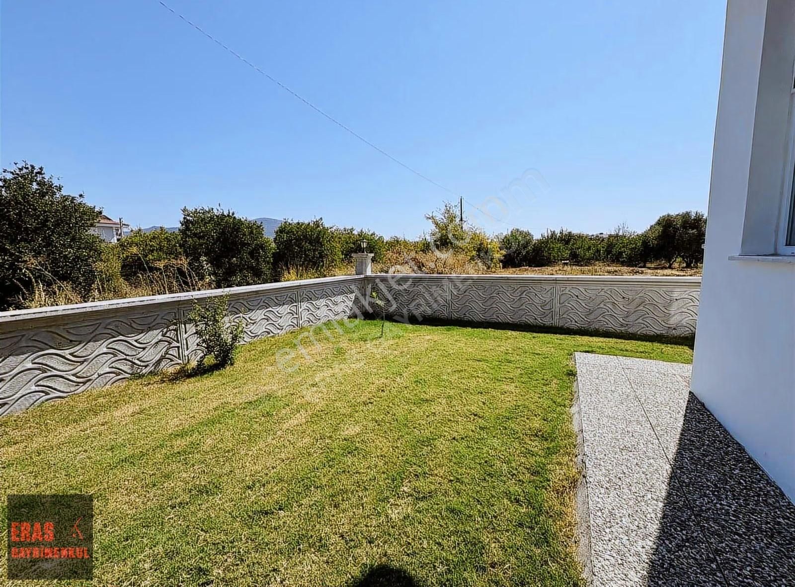 Eras Gayrimenkulden Butik Sitede Yüzme Havuzlu 2+1 Daire - Görsel 3