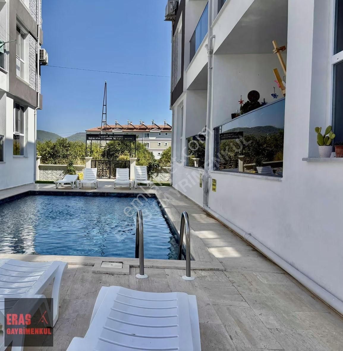 Eras Gayrimenkulden Butik Sitede Yüzme Havuzlu 2+1 Daire - Görsel 18