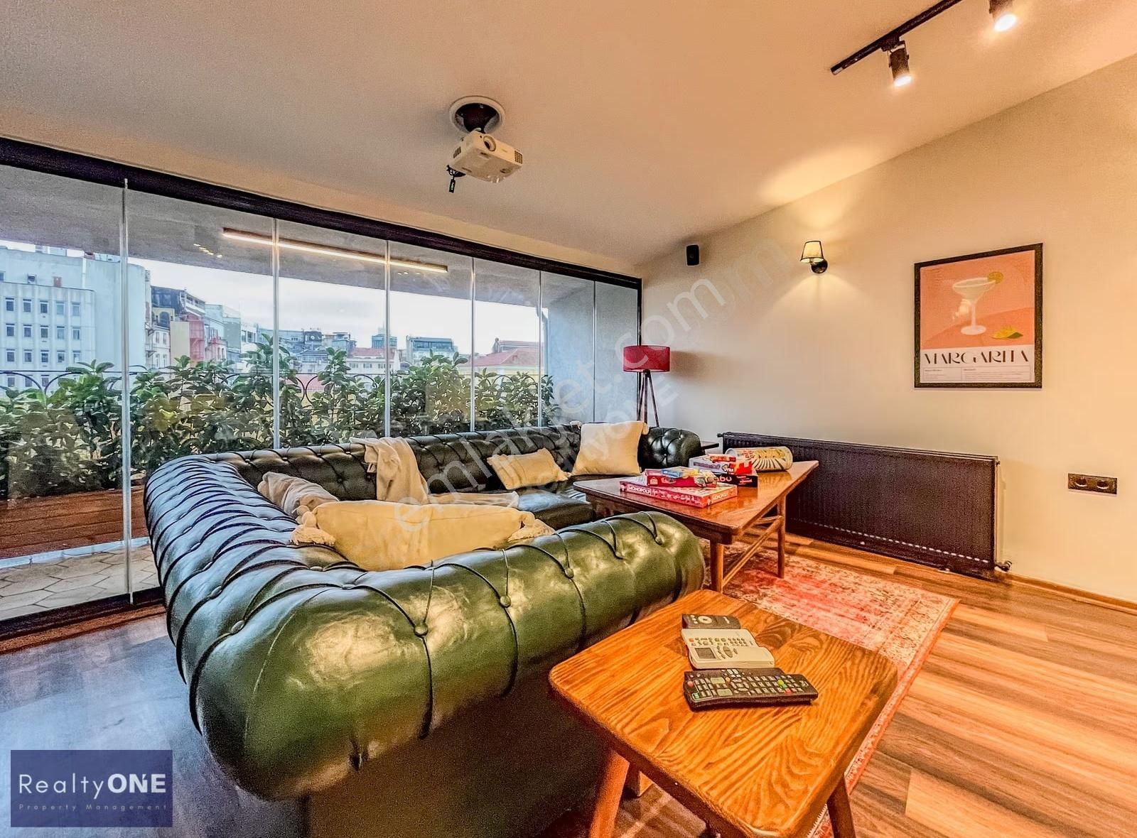 R-one Beyoğlu Tarihi Binada Dubleks Penthouse Kiralık Daire-eng - Görsel 30