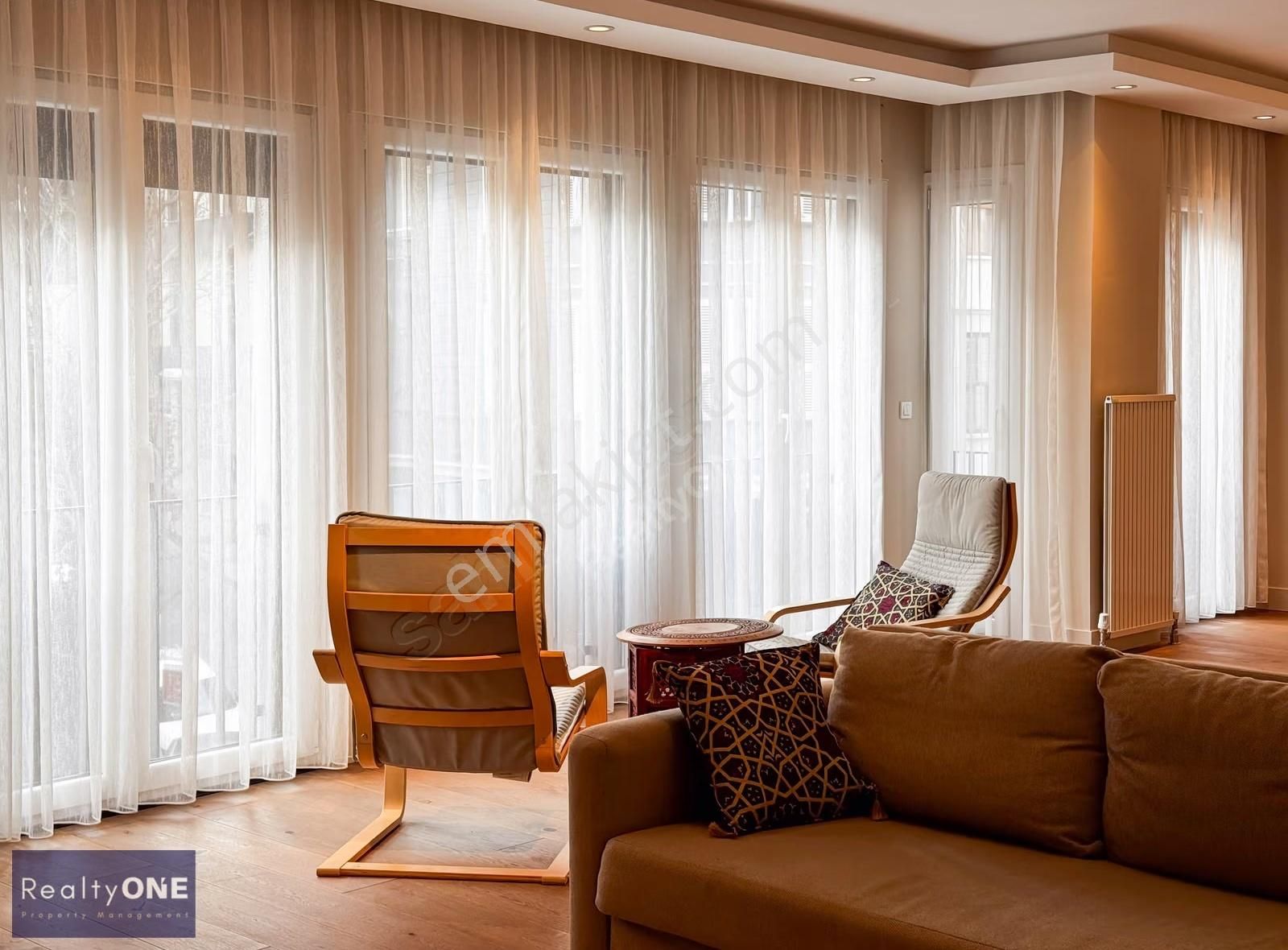 R-one Furnished 3+1 Apt. For Rent İn A New Building On Cihangir - Görsel 5