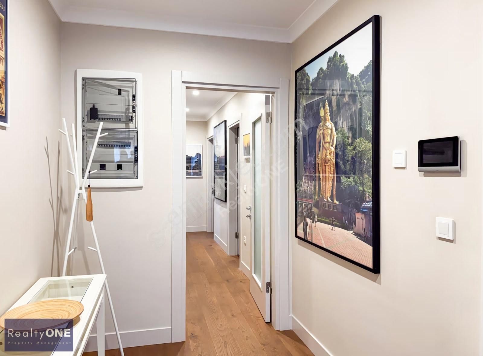 R-one Furnished 3+1 Apt. For Rent İn A New Building On Cihangir - Görsel 30