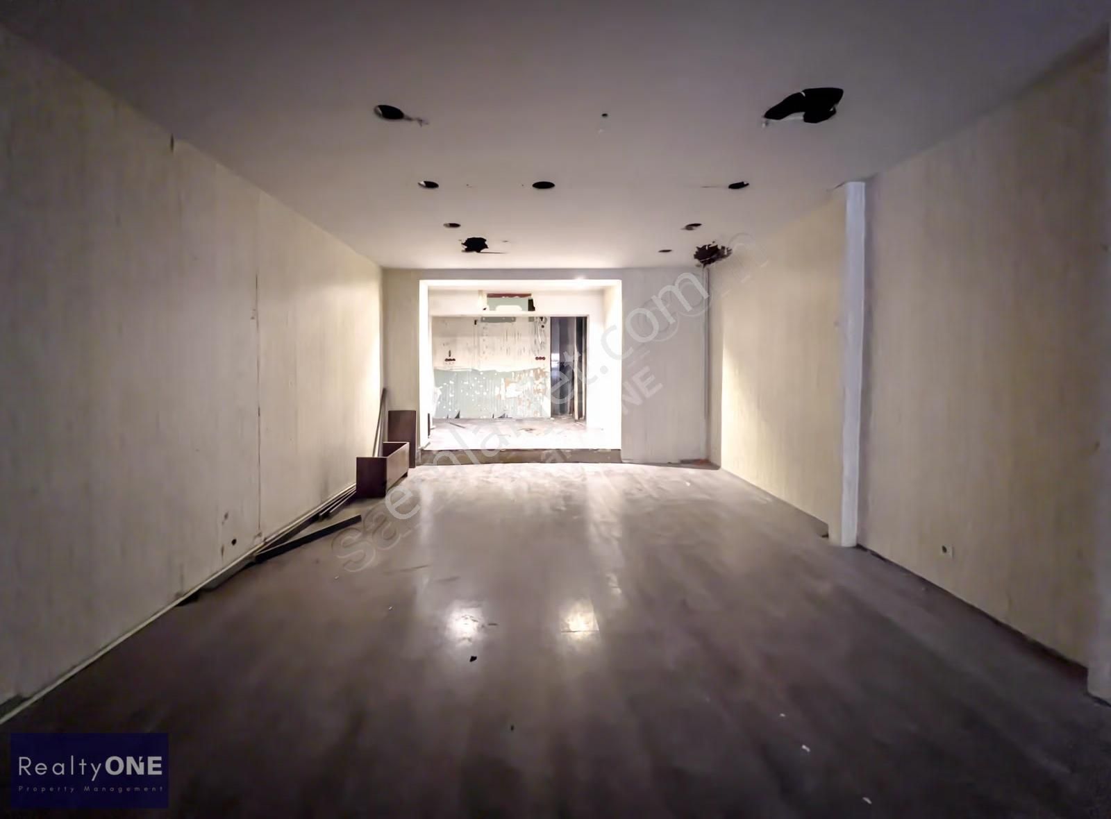 R-one Beyoğlu İstiklal Dibi Süper Konum 75m2 Kiralık Dükkan-eng - Görsel 23