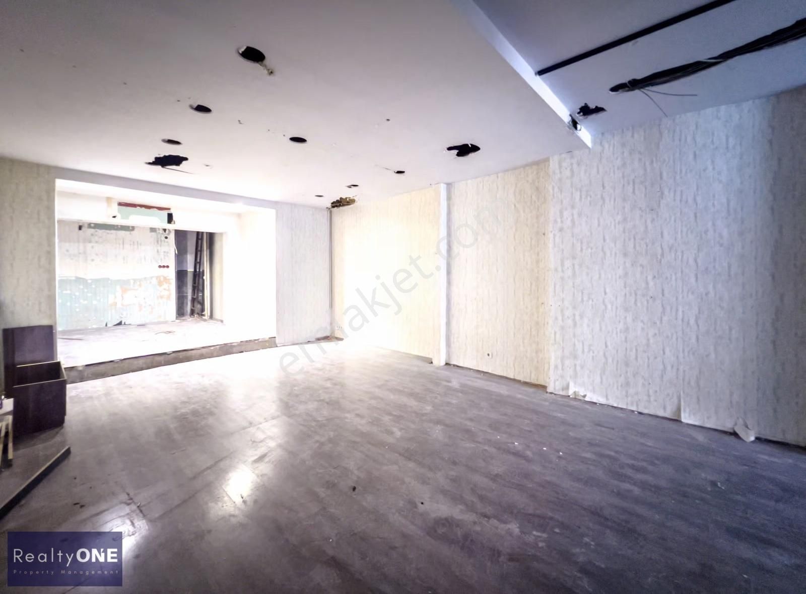 R-one Beyoğlu İstiklal Dibi Süper Konum 75m2 Kiralık Dükkan-eng - Görsel 14