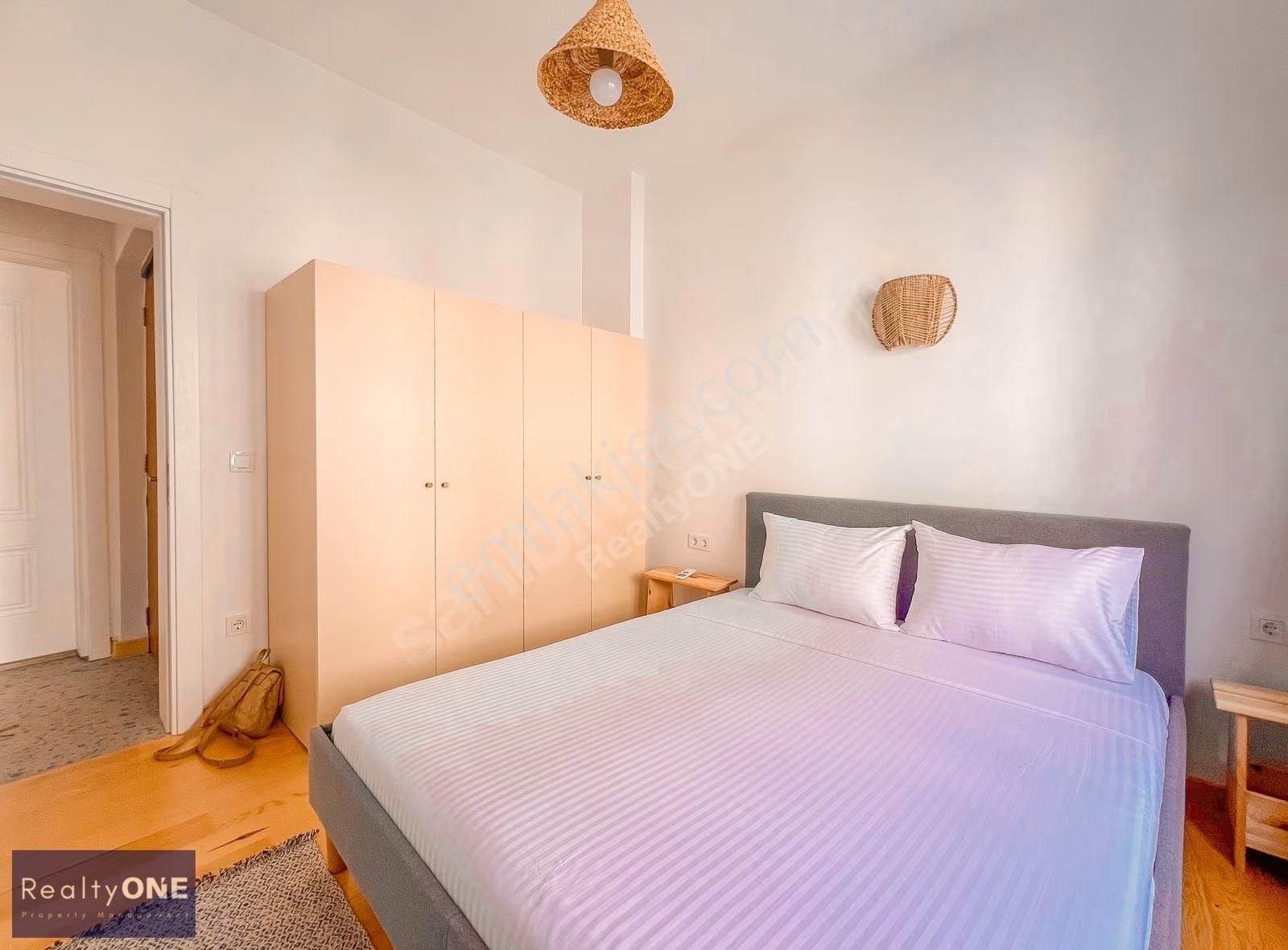 R-one Beyoğlu Tomtom'da 2+1 Eşyalı Balkonlu Kiralık Daire-eng - Görsel 5