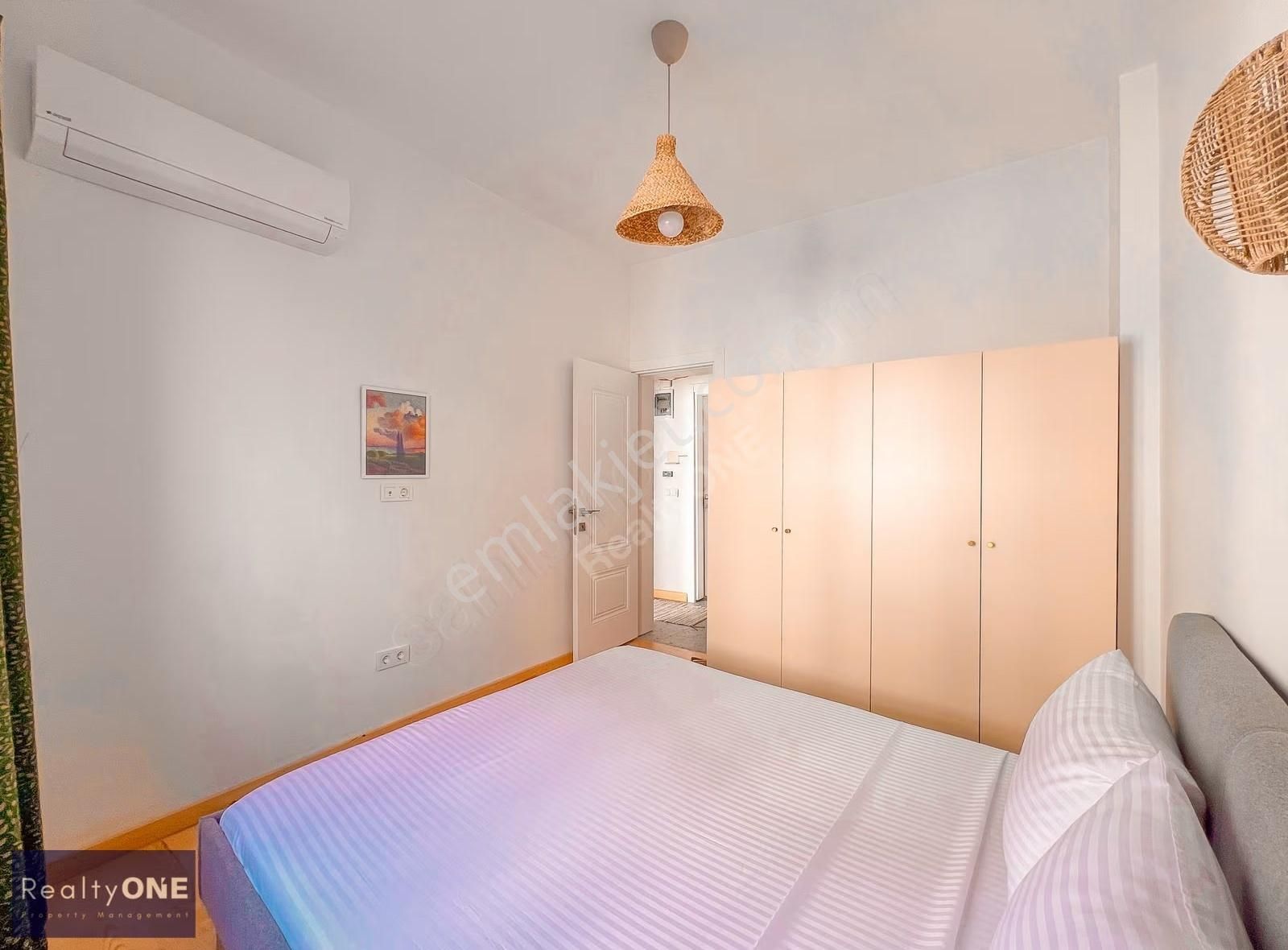 R-one Beyoğlu Tomtom'da 2+1 Eşyalı Balkonlu Kiralık Daire-eng - Görsel 16