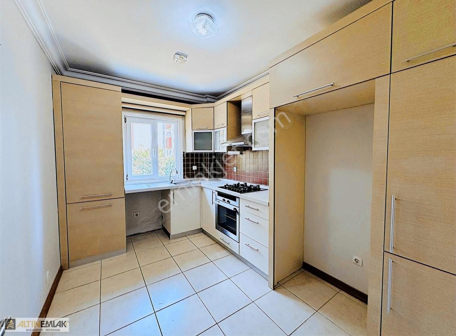 İstanbul Başakşehir Misstanbul Sitesi 2+1 95m2 4.kat Kiralık