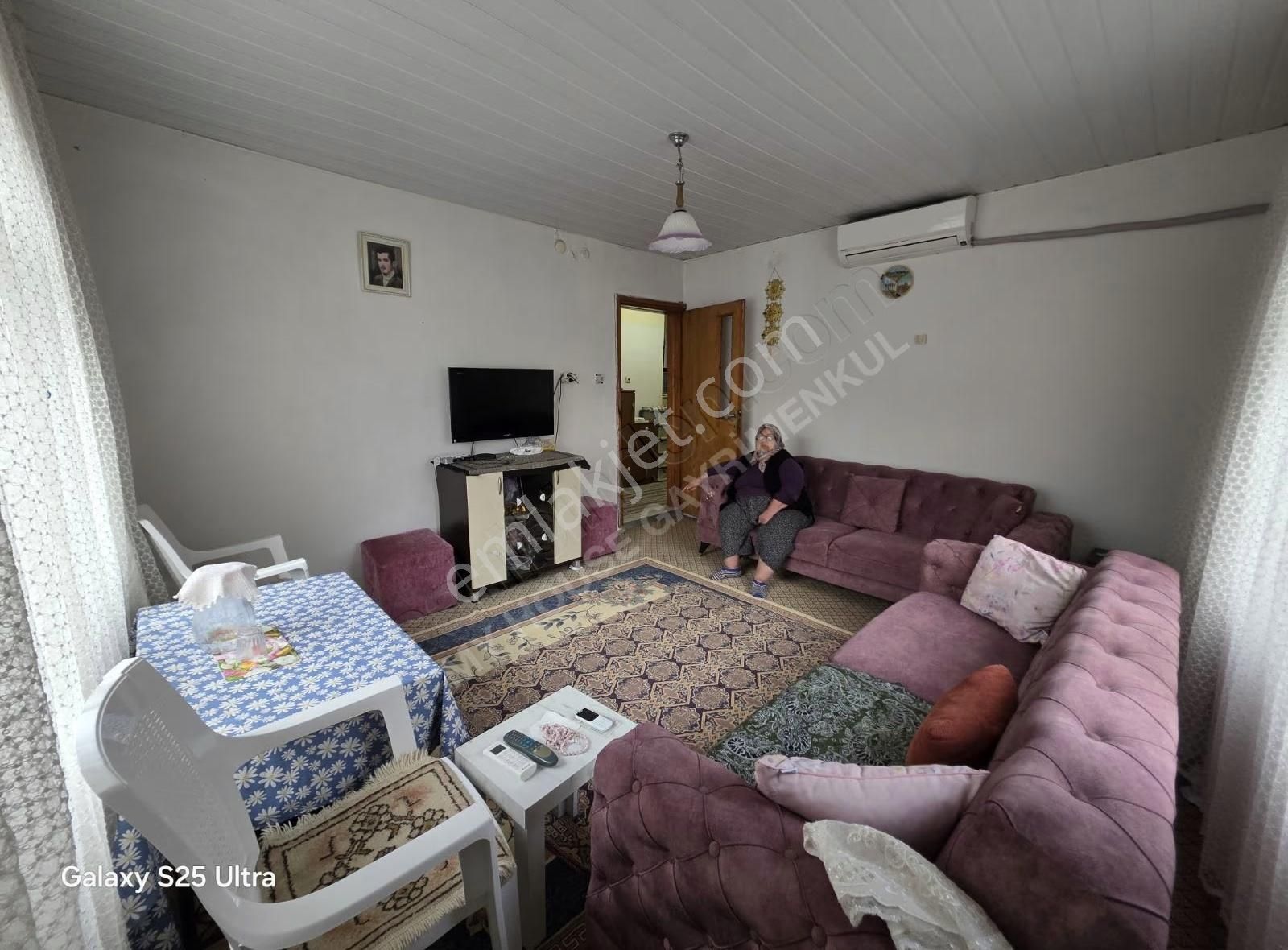 Aksu Pınarlı'da Satılık İki Tarafı Yol 707 M2 Tek Tapu 2 Ev. - Görsel 25