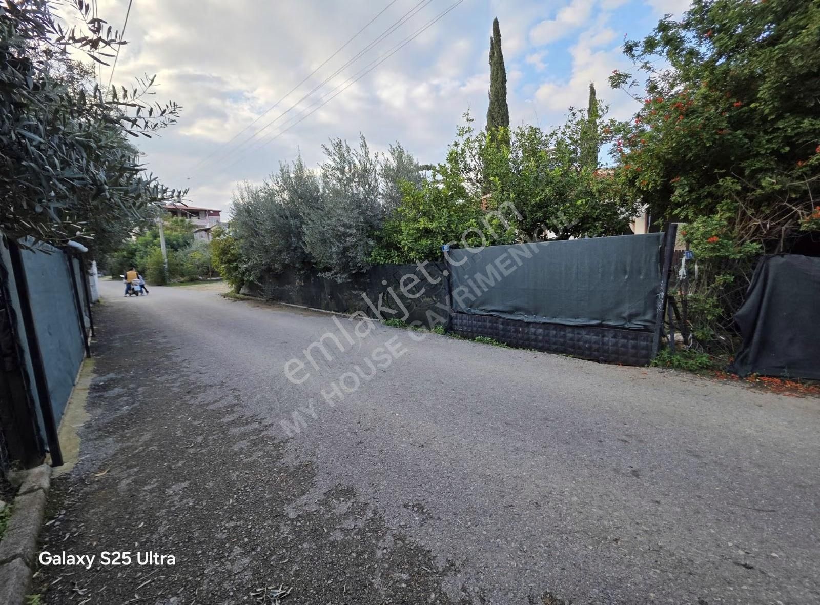 Aksu Pınarlı'da Satılık İki Tarafı Yol 707 M2 Tek Tapu 2 Ev. - Görsel 15