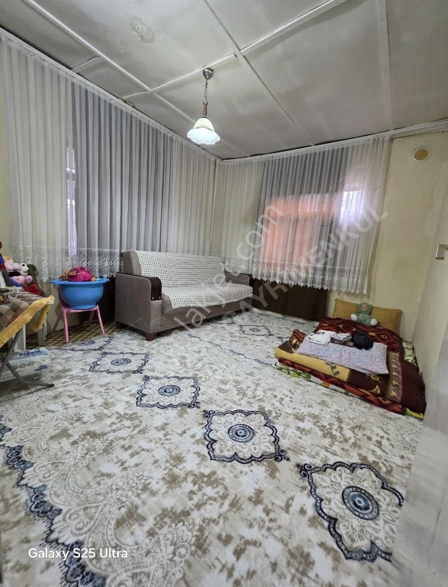 Aksu Pınarlı'da Satılık İki Tarafı Yol 707 M2 Tek Tapu 2 Ev. - Görsel 10