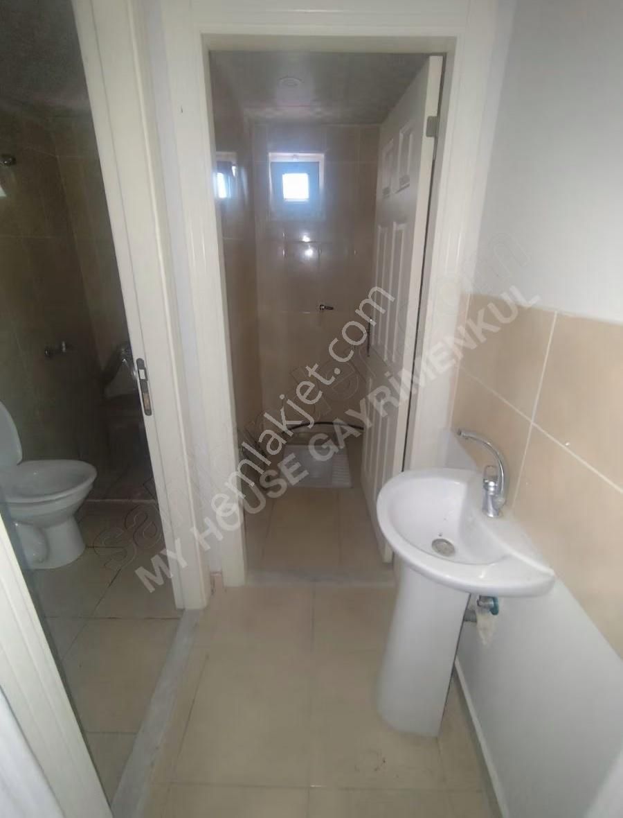 My House'tan Mehmet Akifte 1+1 Kapalı Geniş Mutfak Giriş Daire. - Görsel 4