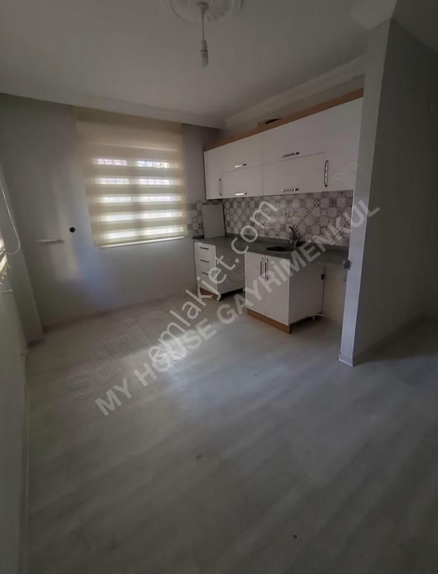 My House'tan Mehmet Akifte 1+1 Kapalı Geniş Mutfak Giriş Daire. - Görsel 9