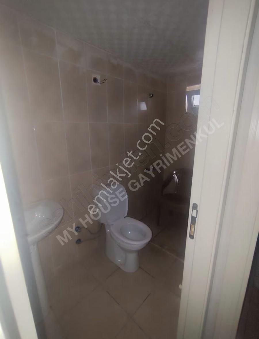 My House'tan Mehmet Akifte 1+1 Kapalı Geniş Mutfak Giriş Daire. - Görsel 7