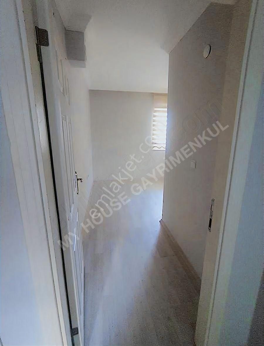 My House'tan Mehmet Akifte 1+1 Kapalı Geniş Mutfak Giriş Daire. - Görsel 2