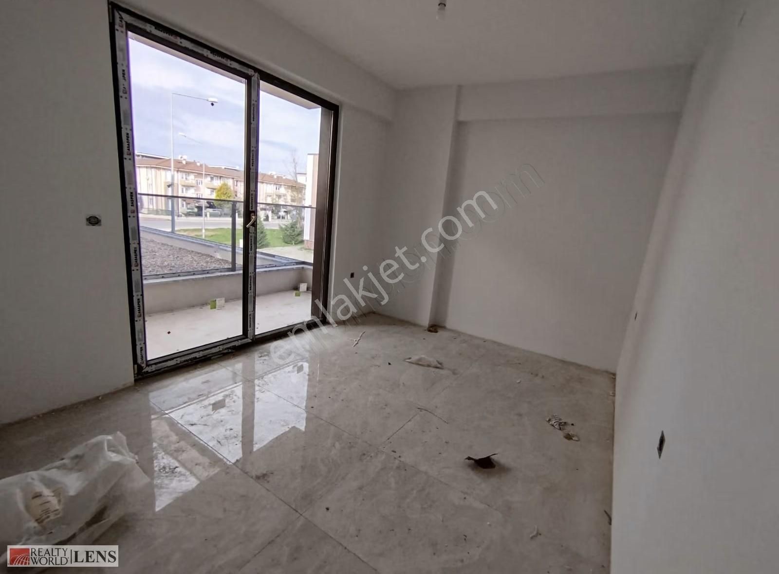 Sakarya Serdivan Köprübaşı Mahallesinde Satılık 3+1 Daire - Görsel 3