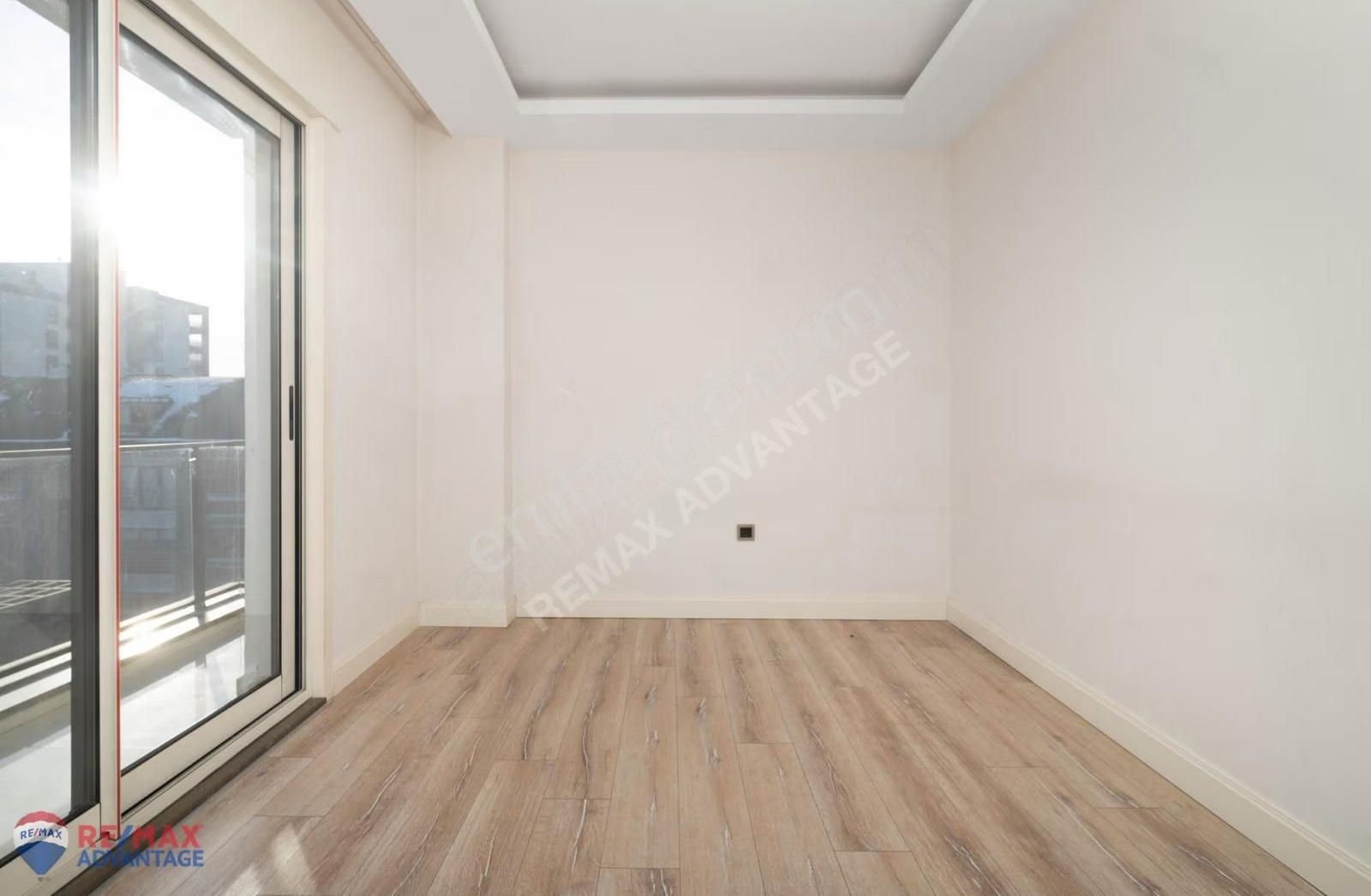 Remax Advantage Dan Balat Ona 162 Sitesinde 4,5+1 Arakat Daire - Görsel 16