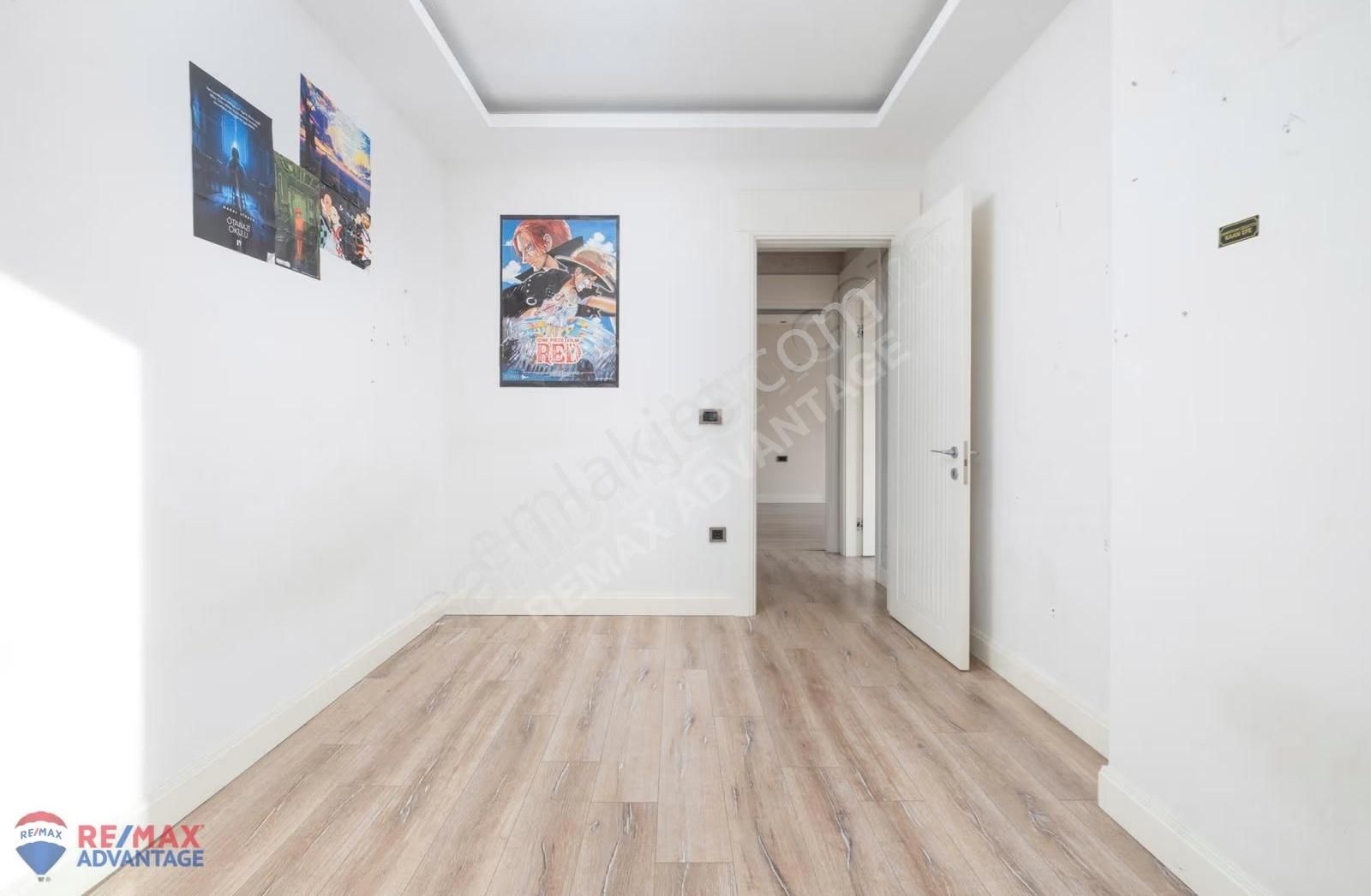 Remax Advantage Dan Balat Ona 162 Sitesinde 4,5+1 Arakat Daire - Görsel 13