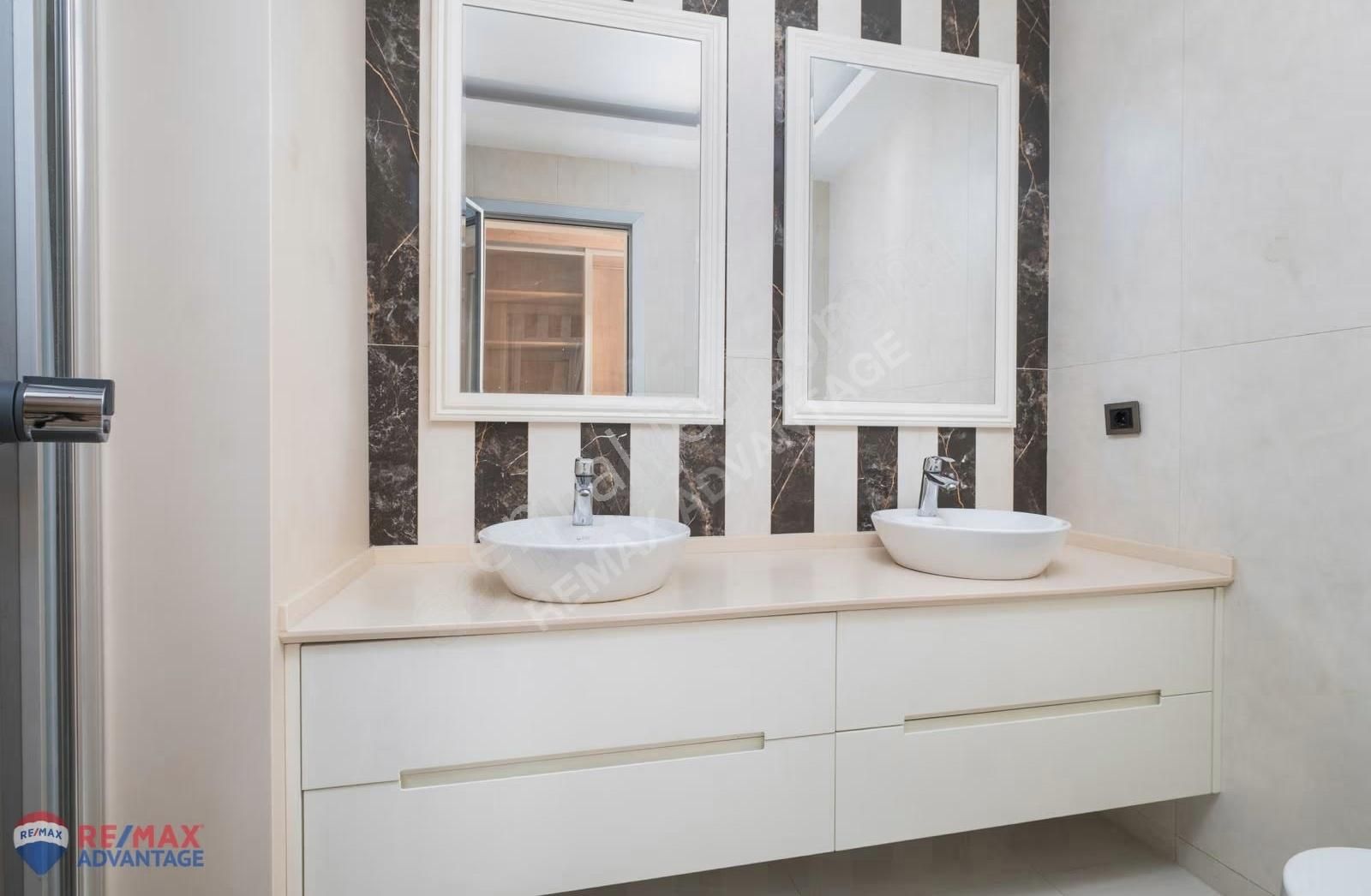 Remax Advantage Dan Balat Ona 162 Sitesinde 4,5+1 Arakat Daire - Görsel 26